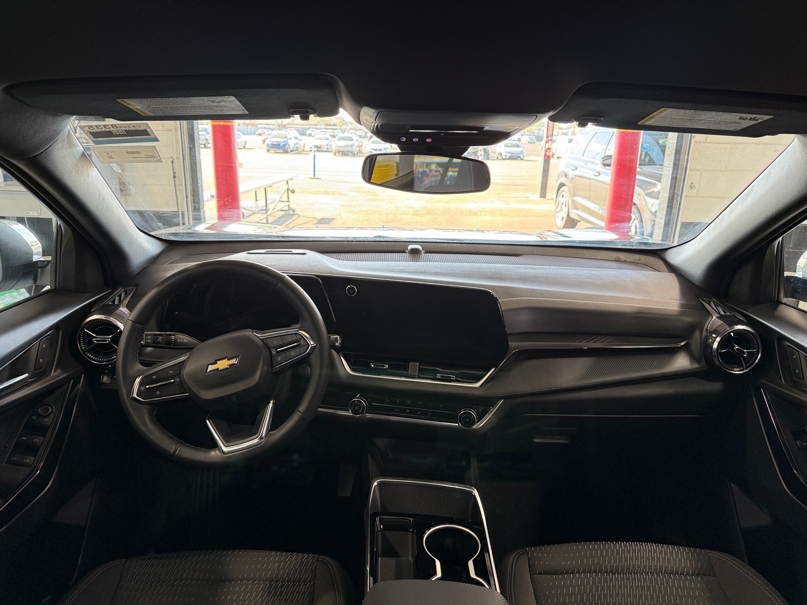 Thumbnail: 2025 Chevrolet Equinox - 3