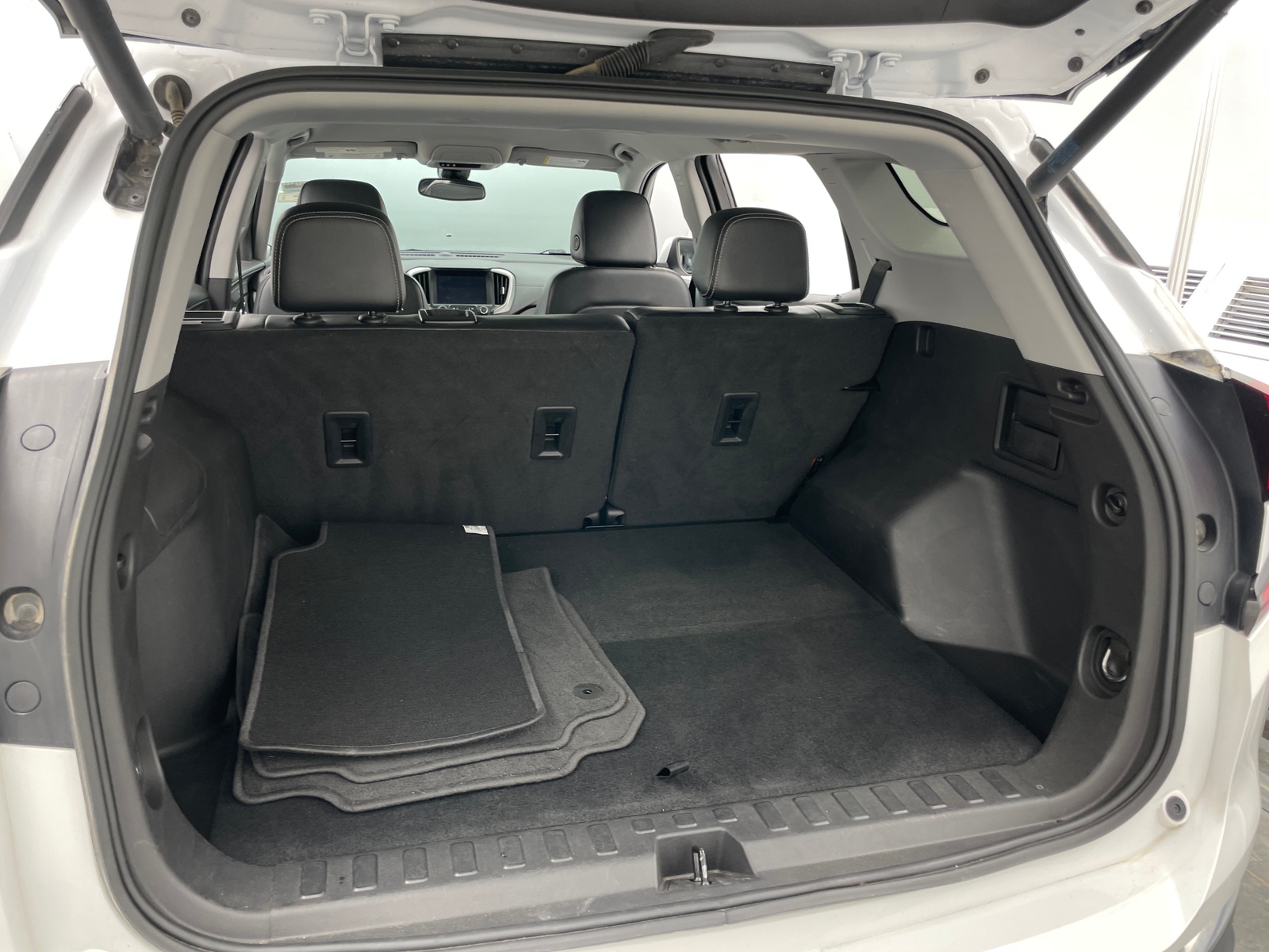 Thumbnail: 2023 GMC Terrain - 6