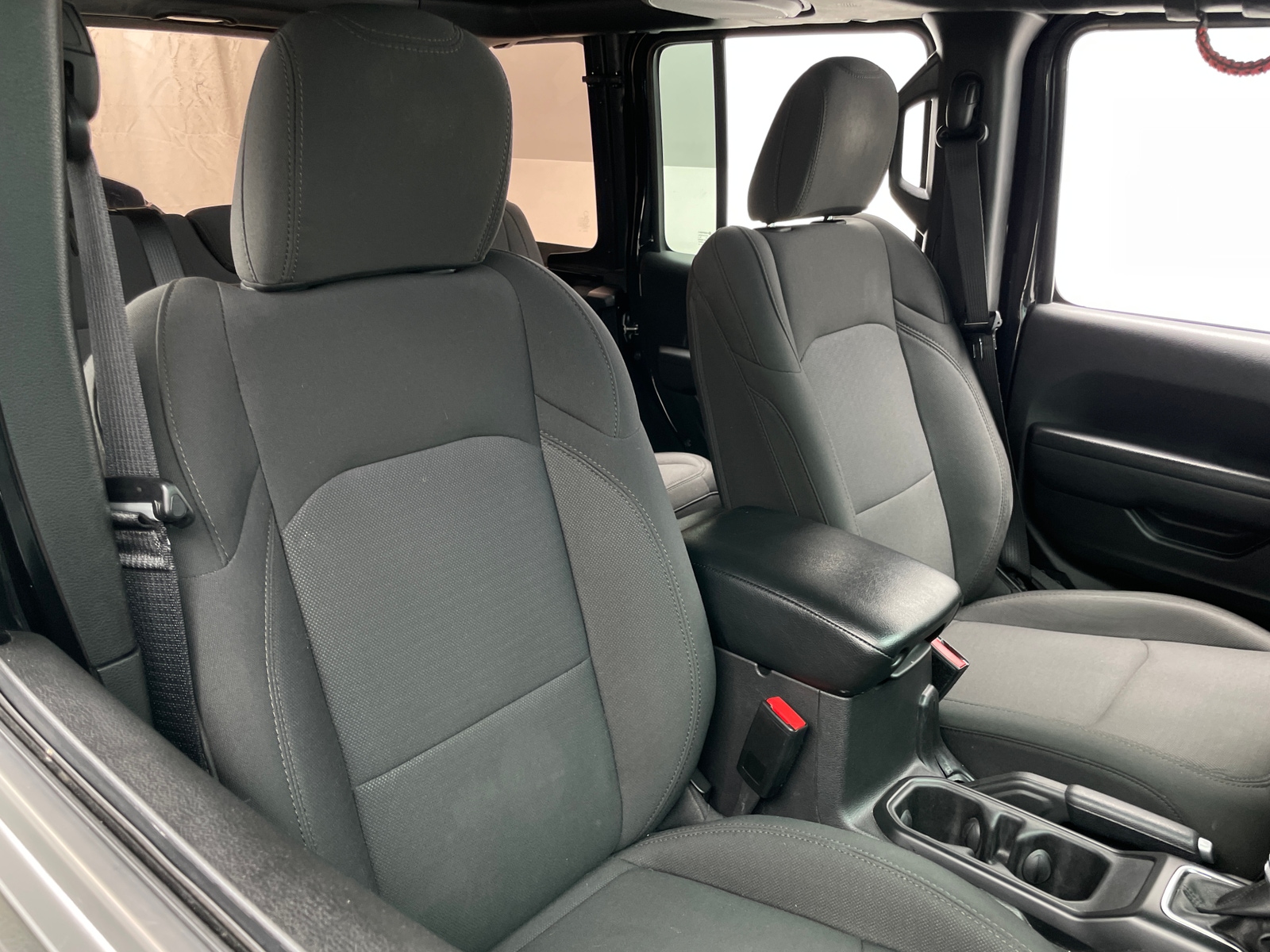 Thumbnail: 2022 Jeep Wrangler - 2