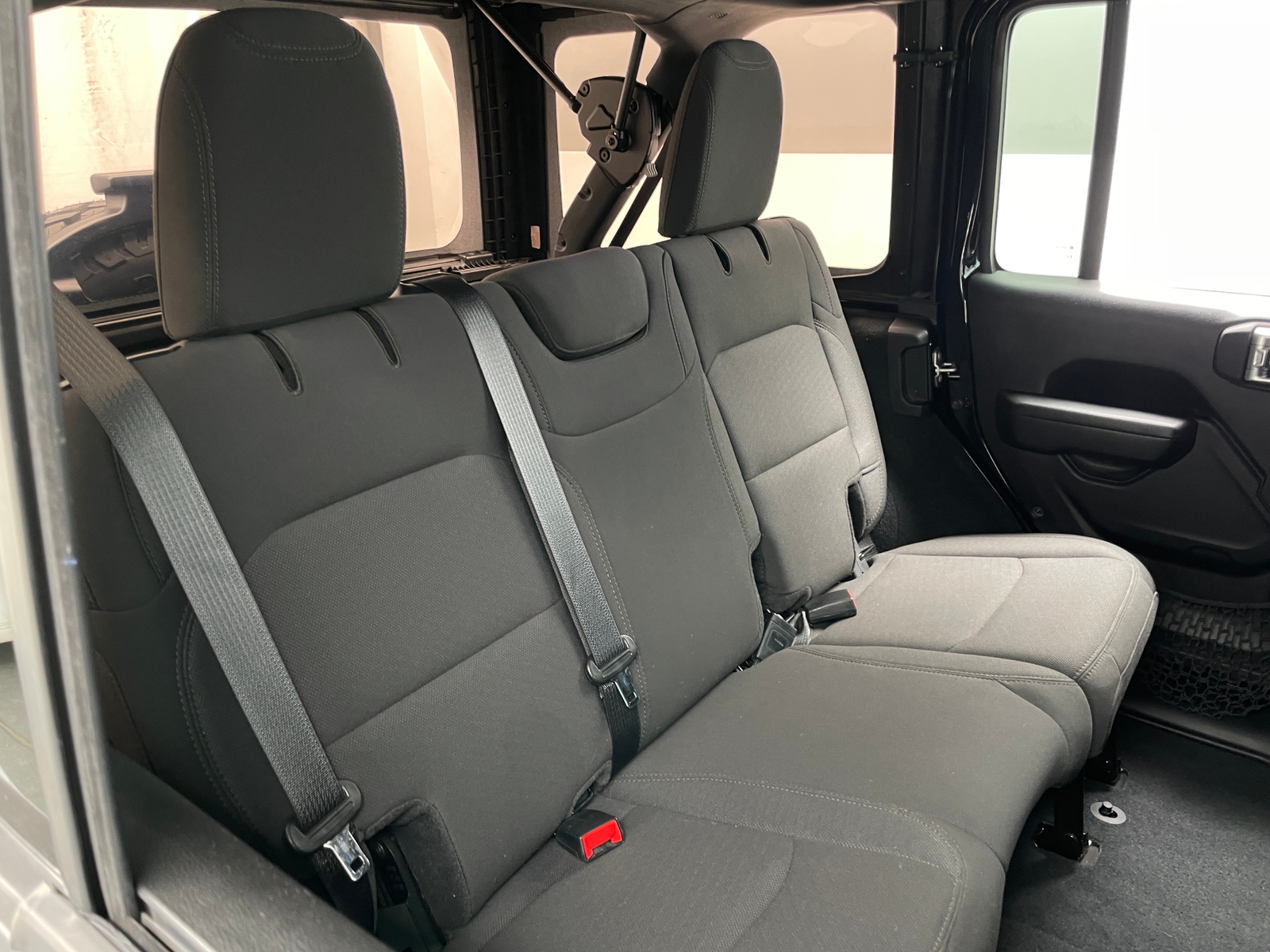 Thumbnail: 2022 Jeep Wrangler - 6