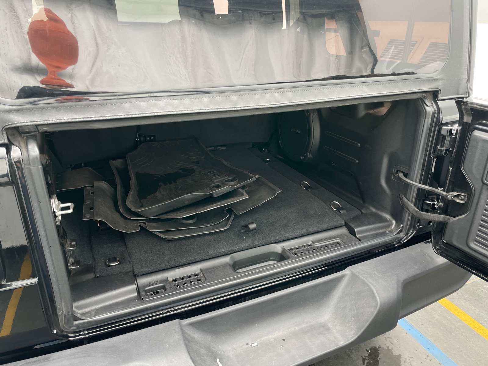 Thumbnail: 2022 Jeep Wrangler - 7