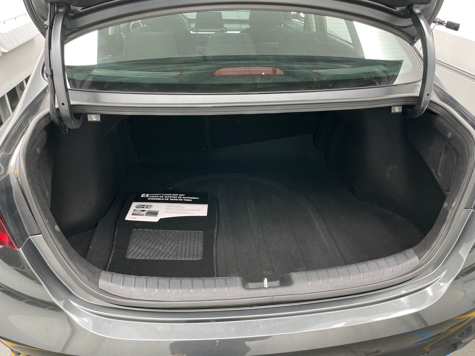 Thumbnail: 2022 Kia Forte - 7