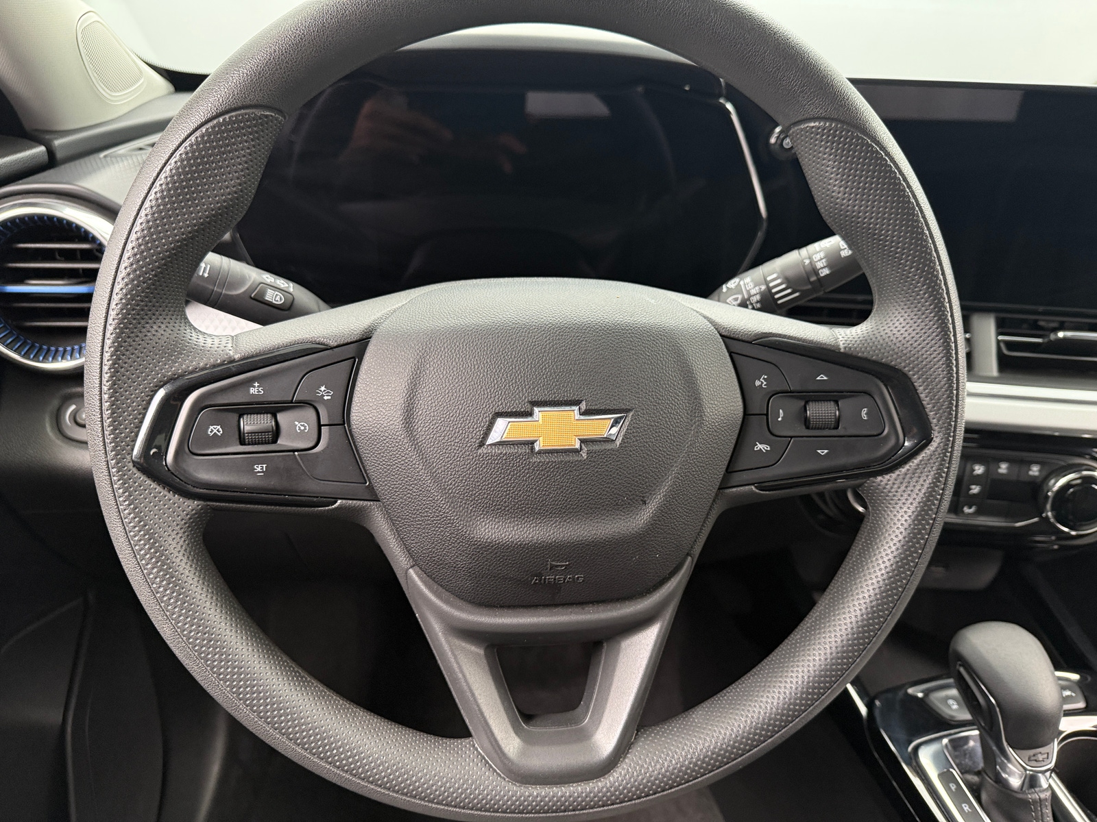 Thumbnail: 2025 Chevrolet Trax - 5