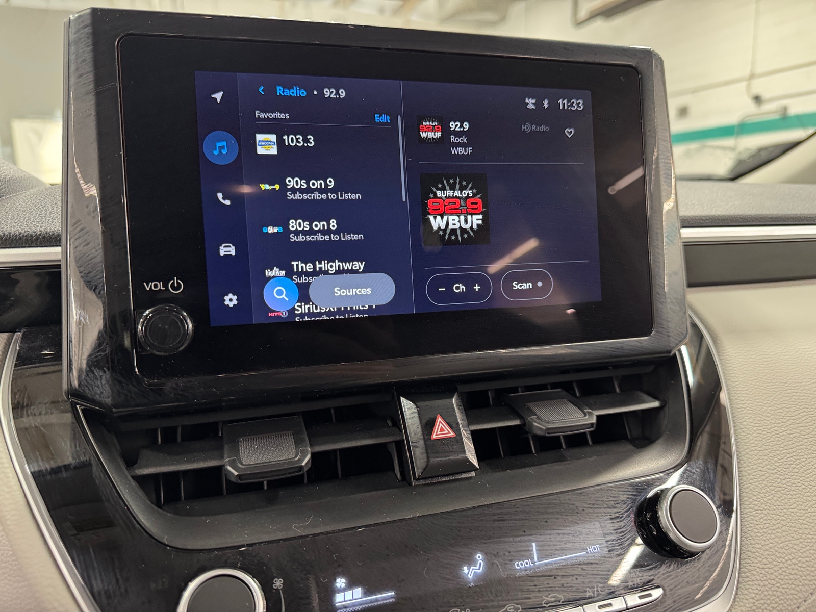 Thumbnail: 2025 Toyota Corolla Cross - 4