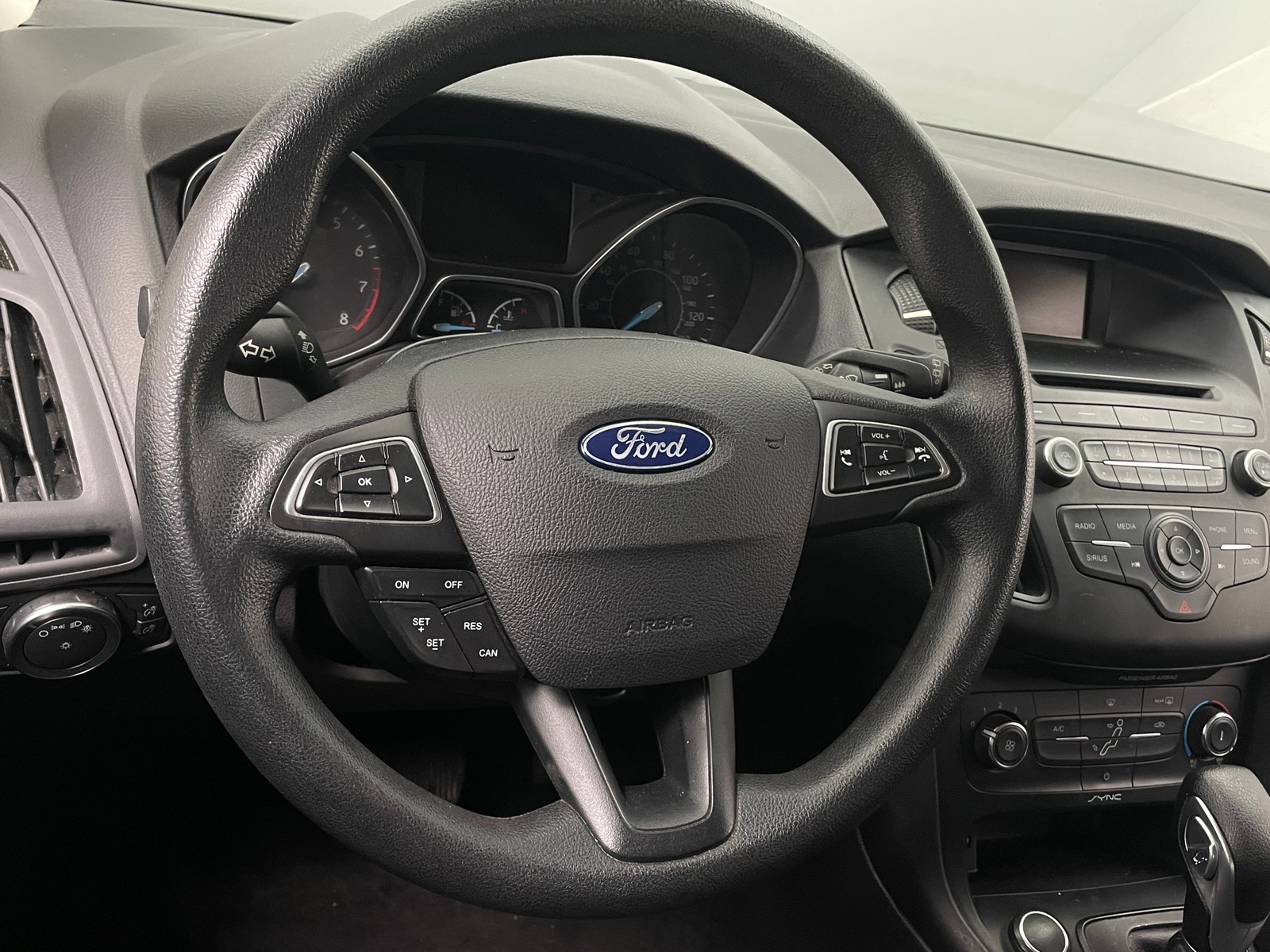 Thumbnail: 2017 Ford Focus - 5