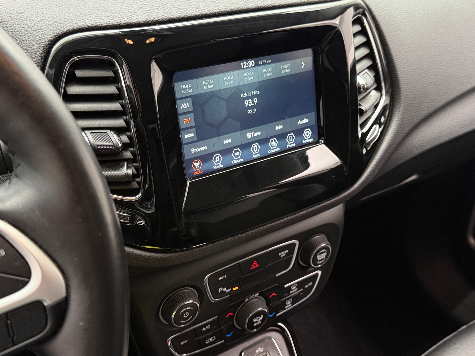 Thumbnail: 2018 Jeep Compass - 4