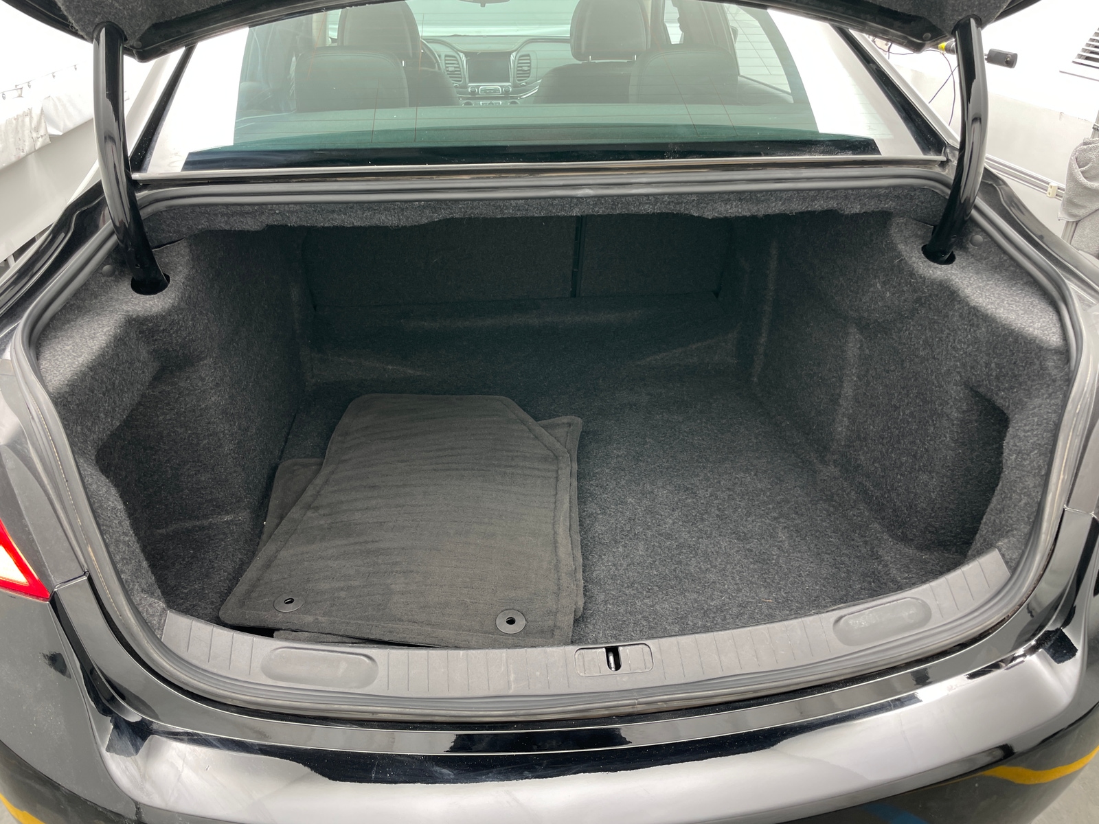 Thumbnail: 2014 Chevrolet Impala - 6