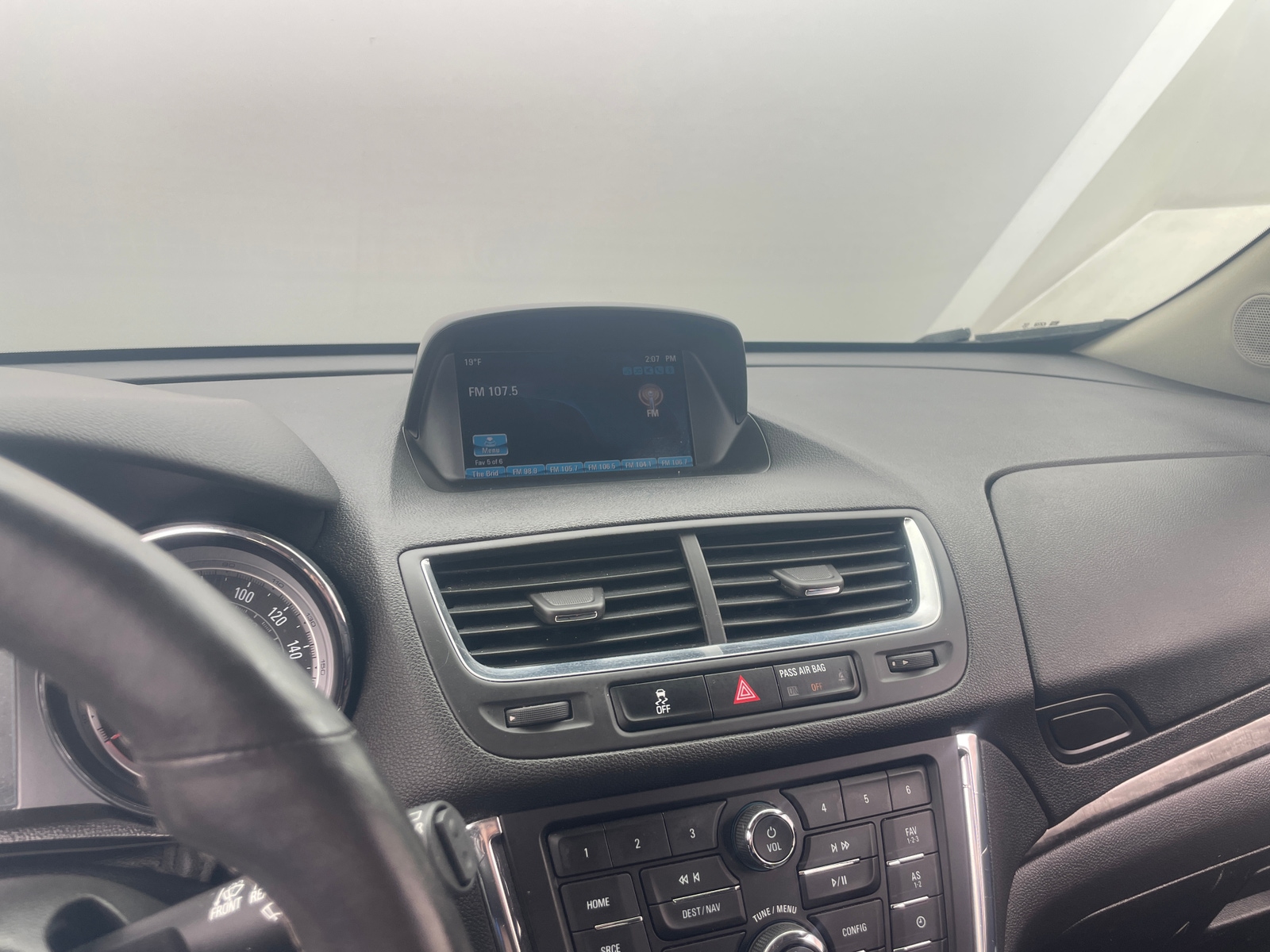 Thumbnail: 2015 Buick Encore - 3