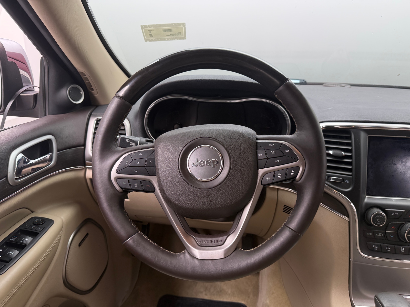 Thumbnail: 2018 Jeep Grand Cherokee - 4