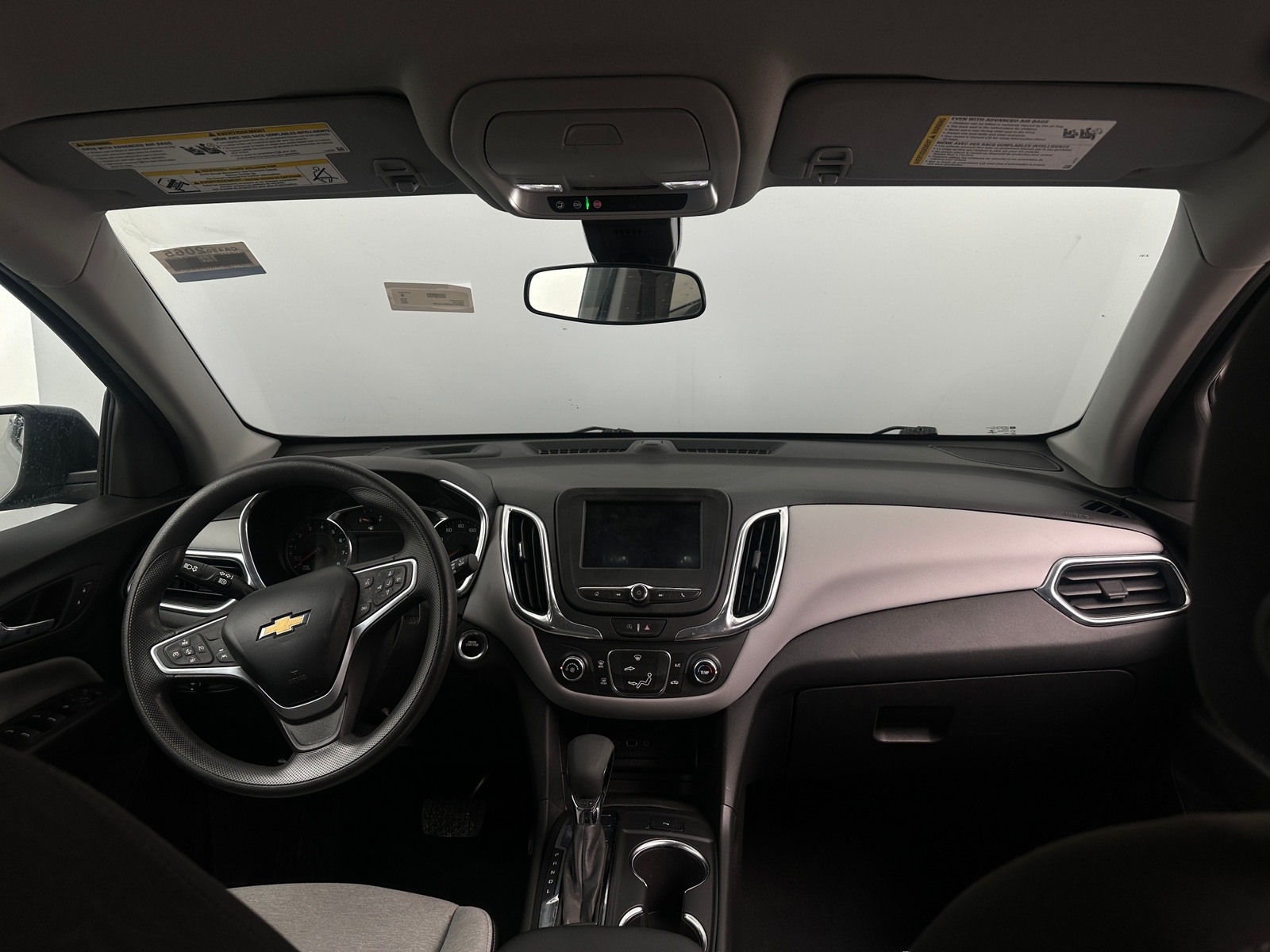 Thumbnail: 2022 Chevrolet Equinox - 3