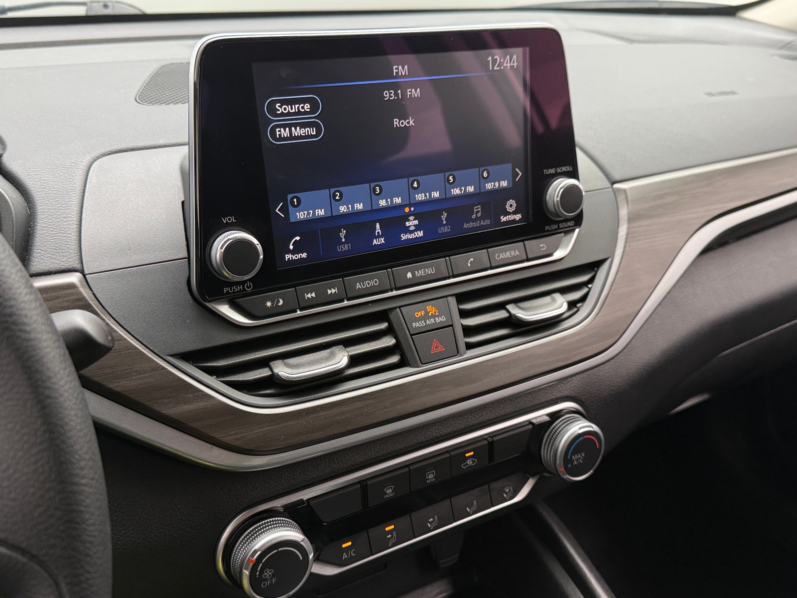 Thumbnail: 2025 Nissan Altima - 4