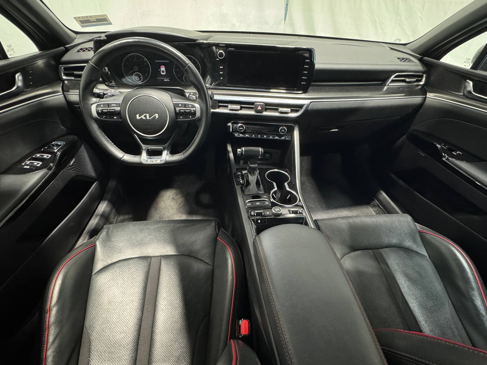 Thumbnail: 2023 Kia K5 - 2