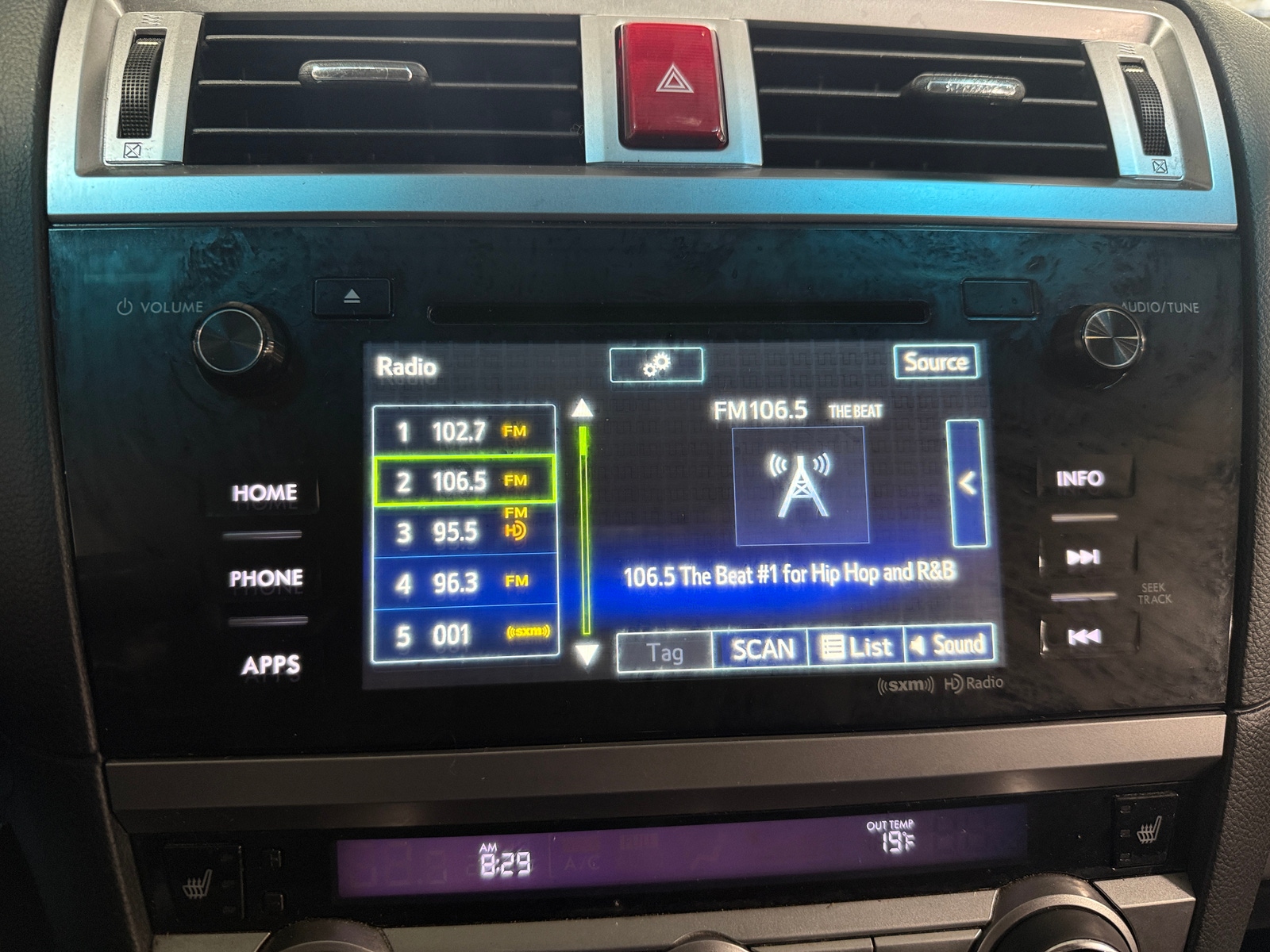 Thumbnail: 2015 Subaru Outback - 3