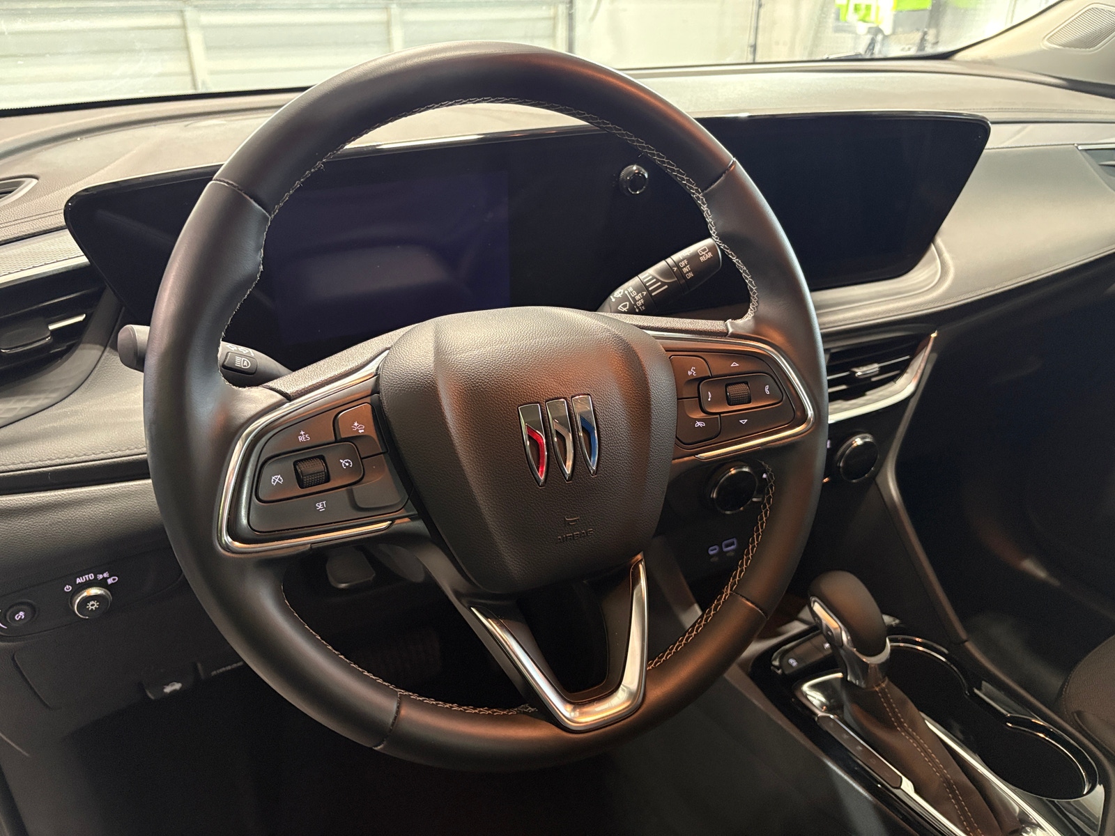 Thumbnail: 2025 Buick Encore GX - 5