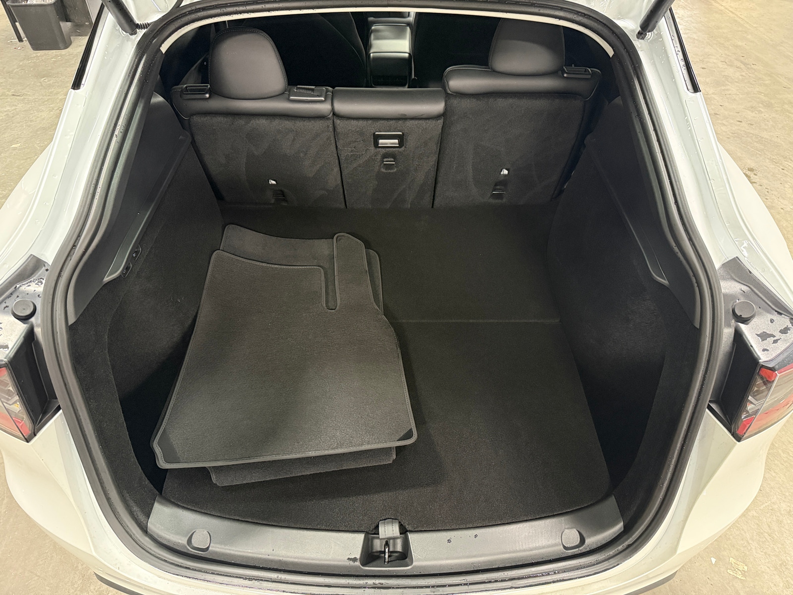 Thumbnail: 2025 Tesla Model Y - 6