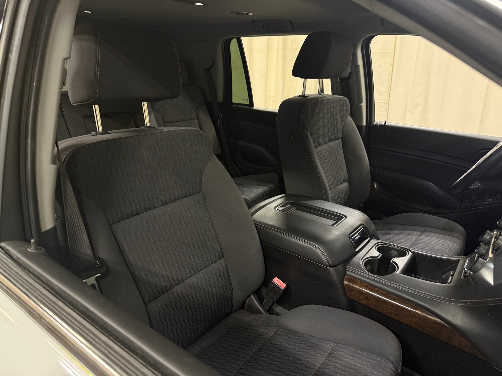 Thumbnail: 2020 Chevrolet Tahoe - 2