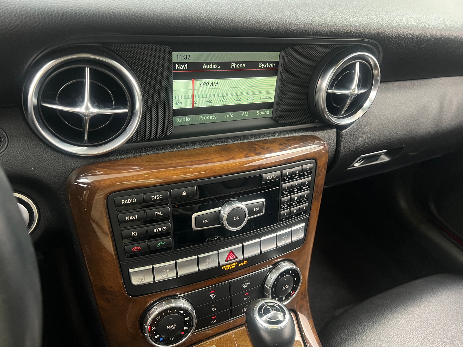 Thumbnail: 2014 Mercedes-Benz SLK - 3