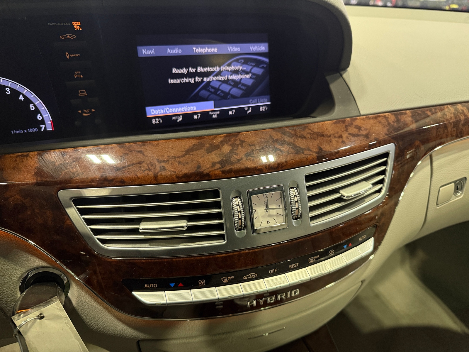 Thumbnail: 2010 Mercedes-Benz S-Class - 3