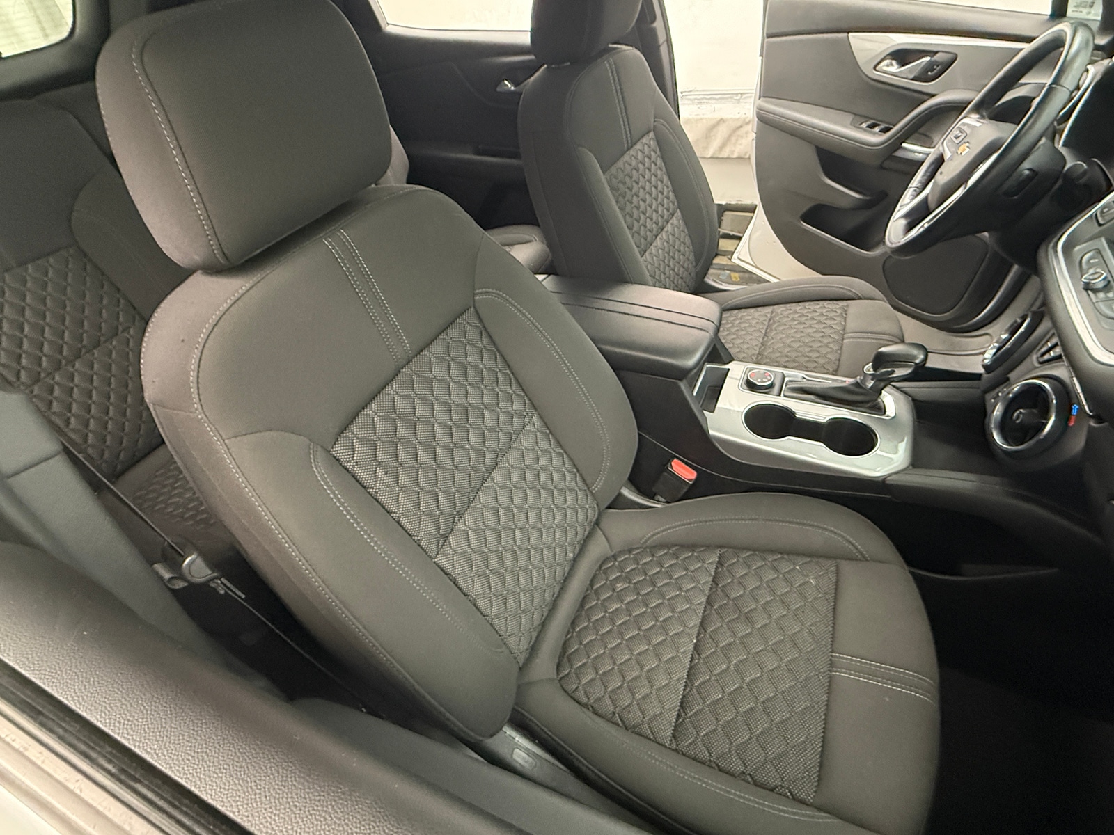 Thumbnail: 2020 Chevrolet Blazer - 2