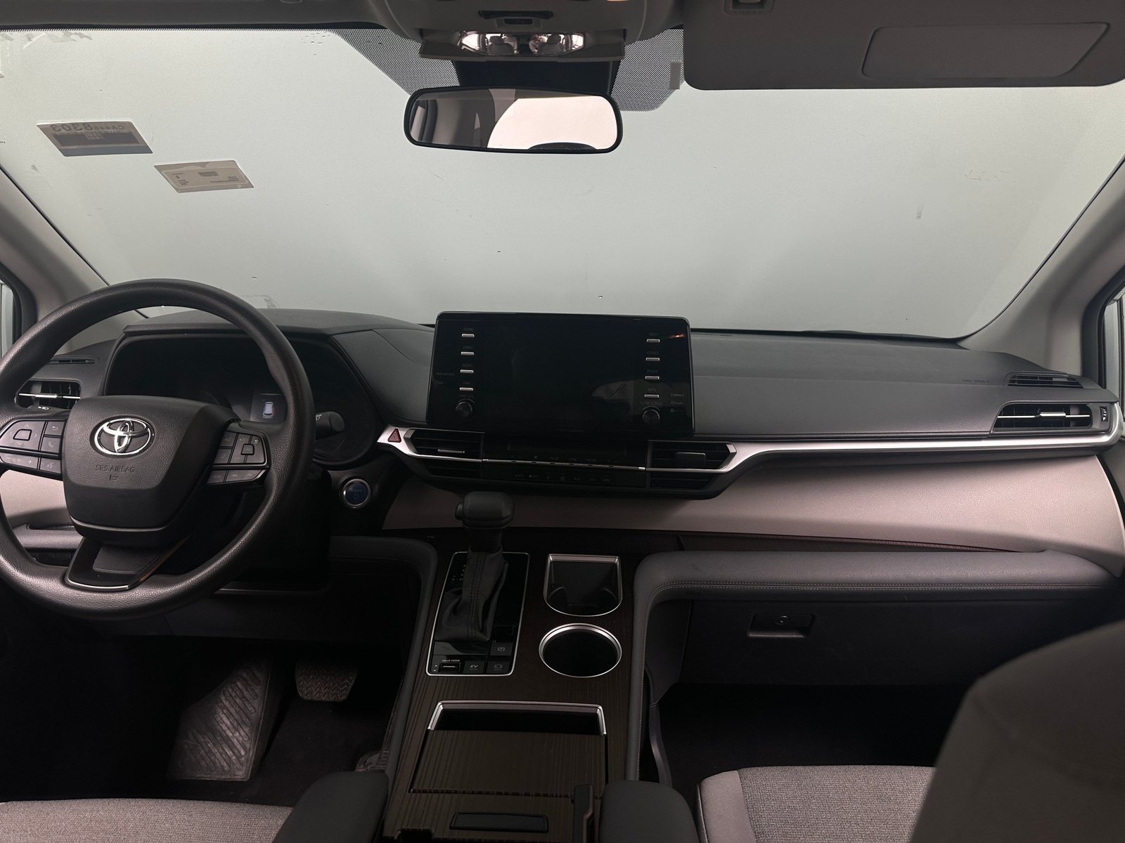 Thumbnail: 2024 Toyota Sienna - 3