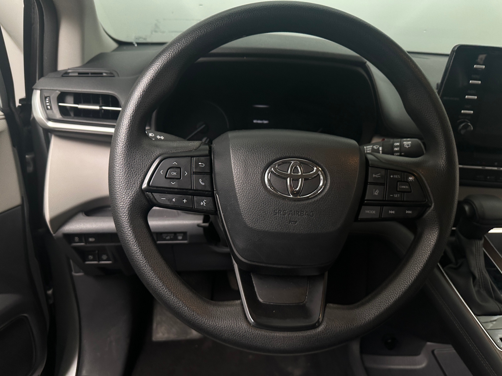 Thumbnail: 2024 Toyota Sienna - 5