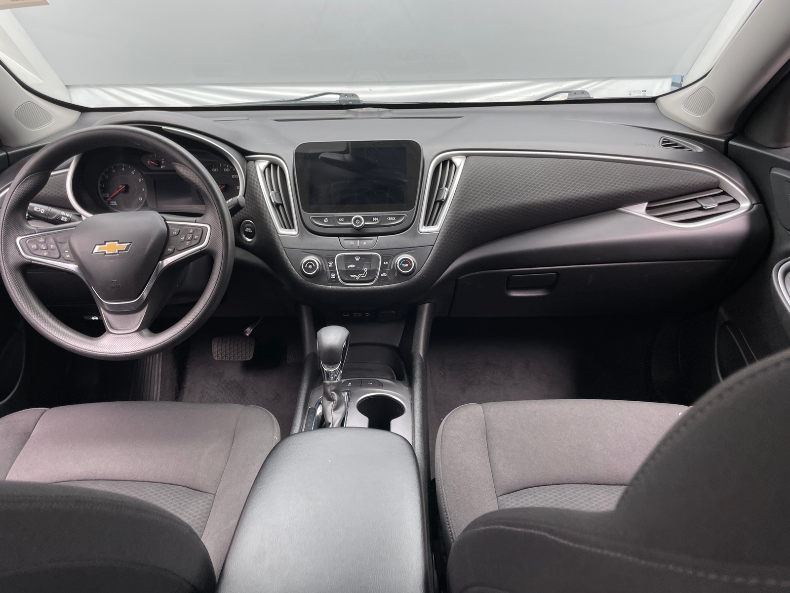 Thumbnail: 2024 Chevrolet Malibu - 3