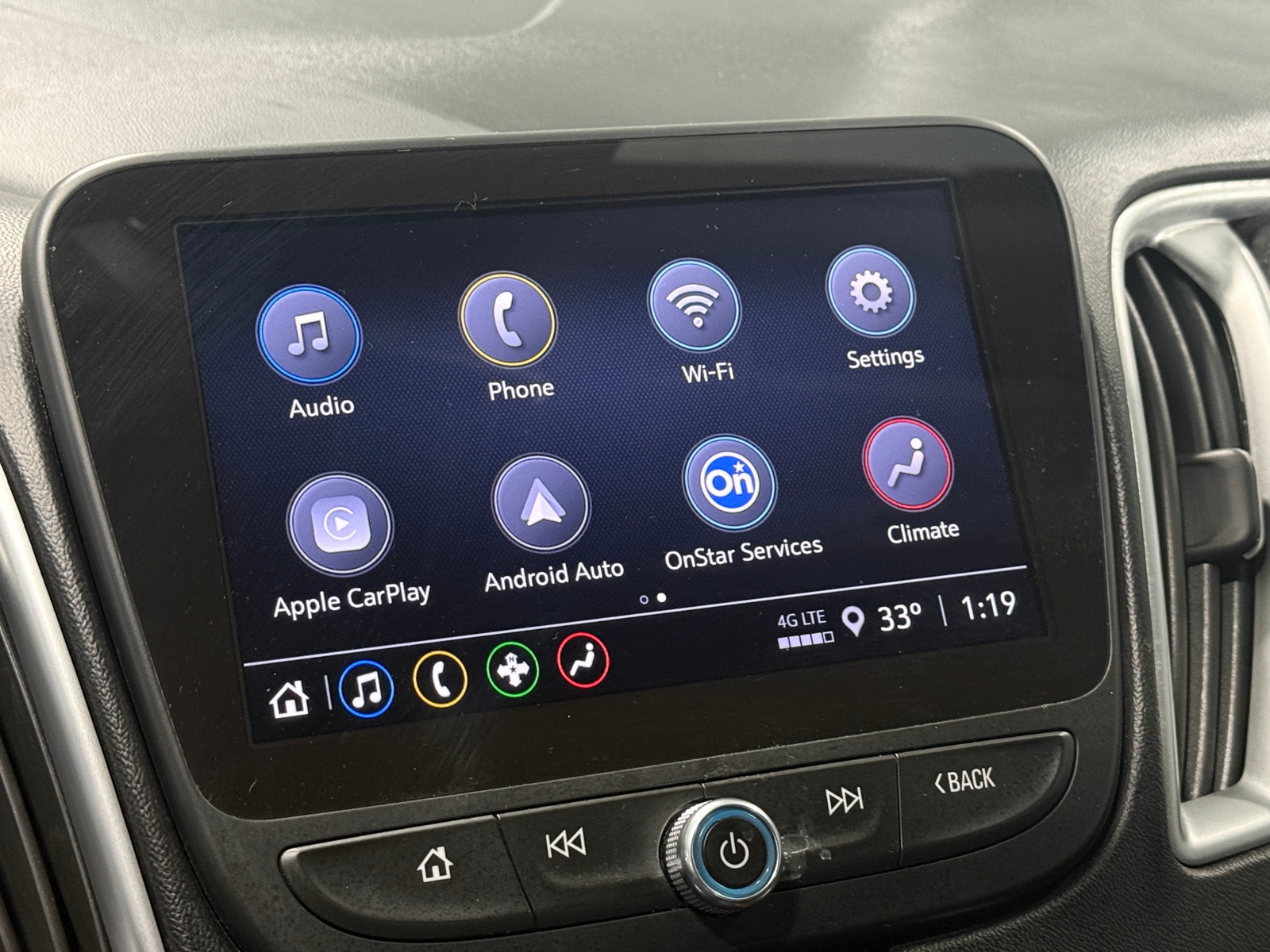 Thumbnail: 2024 Chevrolet Malibu - 4