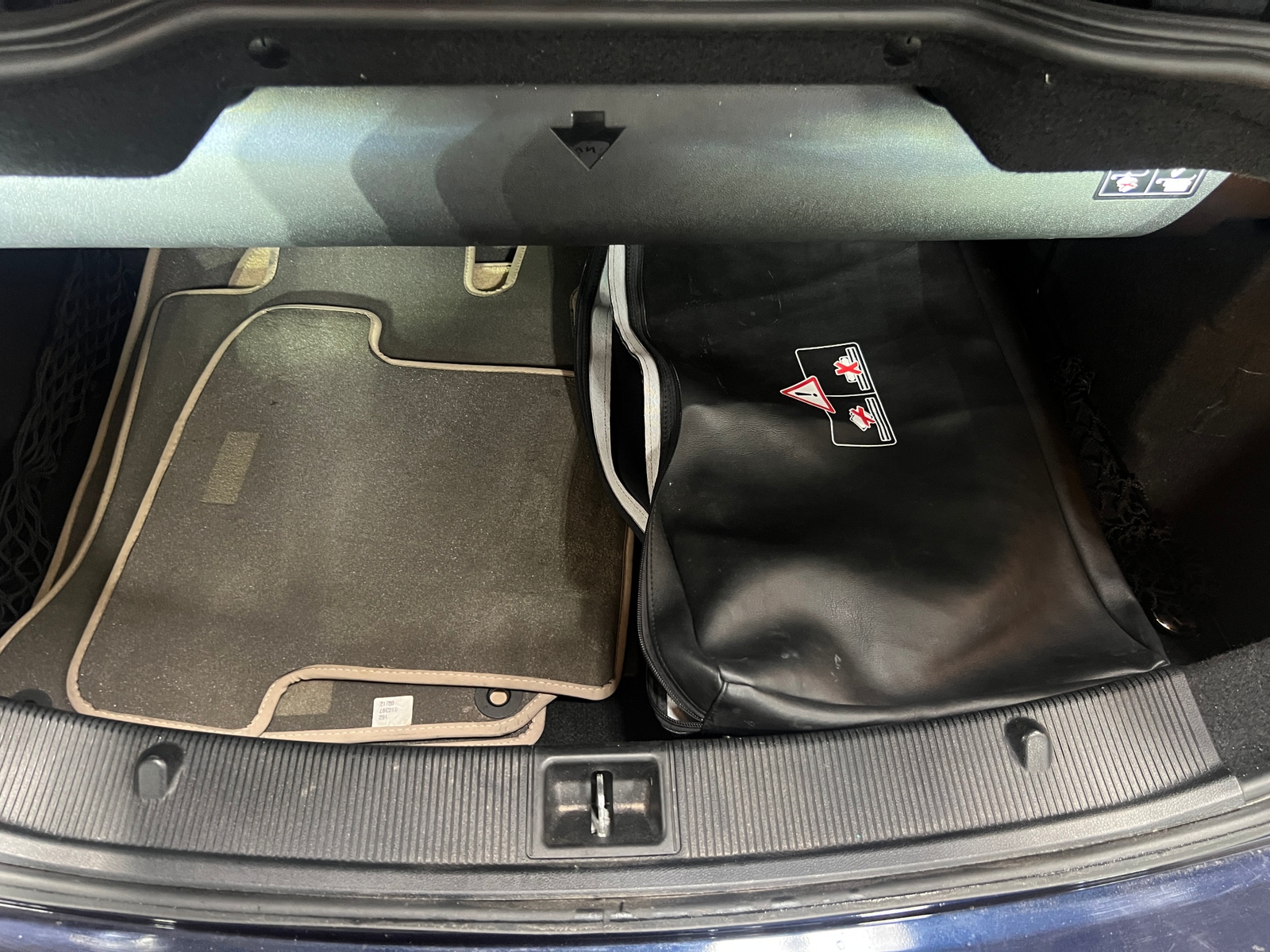 Thumbnail: 2012 Mercedes-Benz E-Class - 6