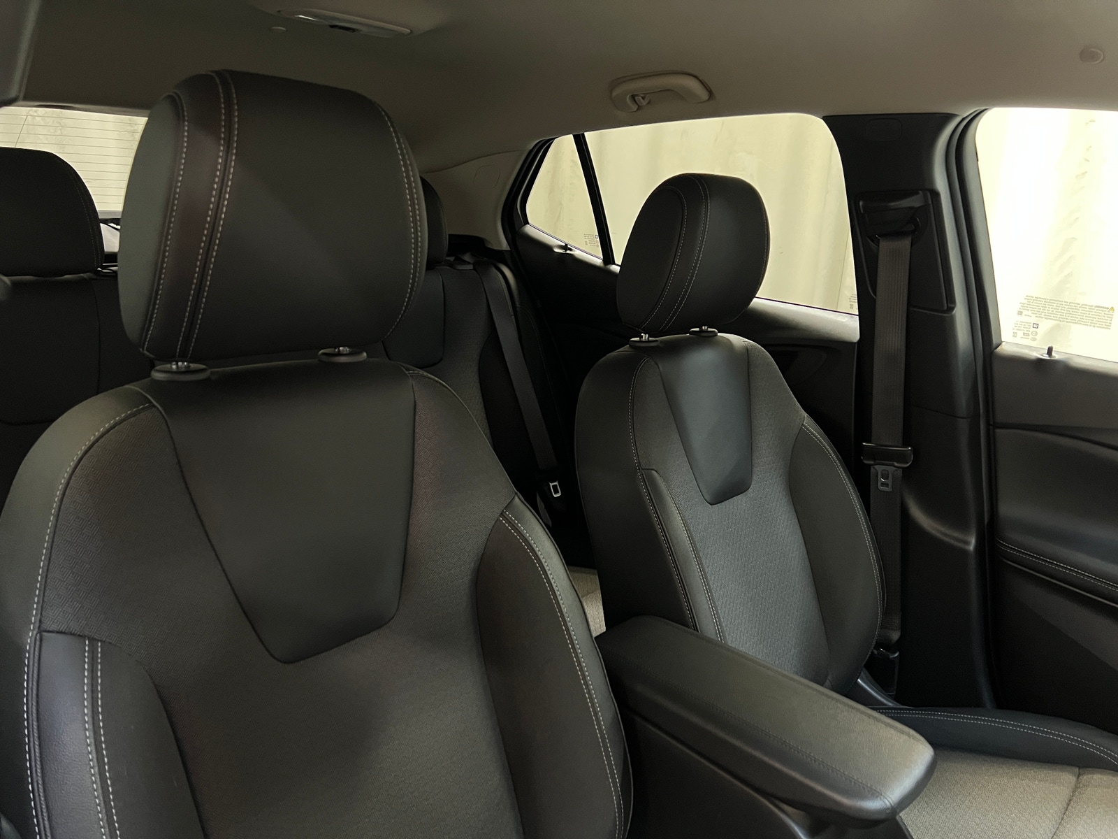 Thumbnail: 2025 Buick Encore GX - 2