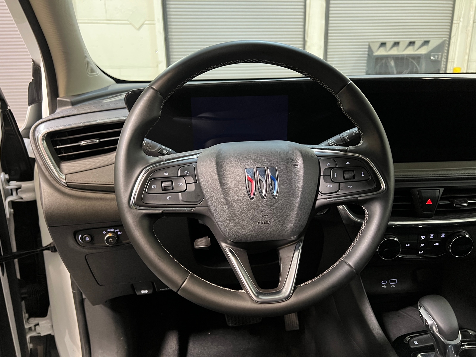 Thumbnail: 2025 Buick Encore GX - 5