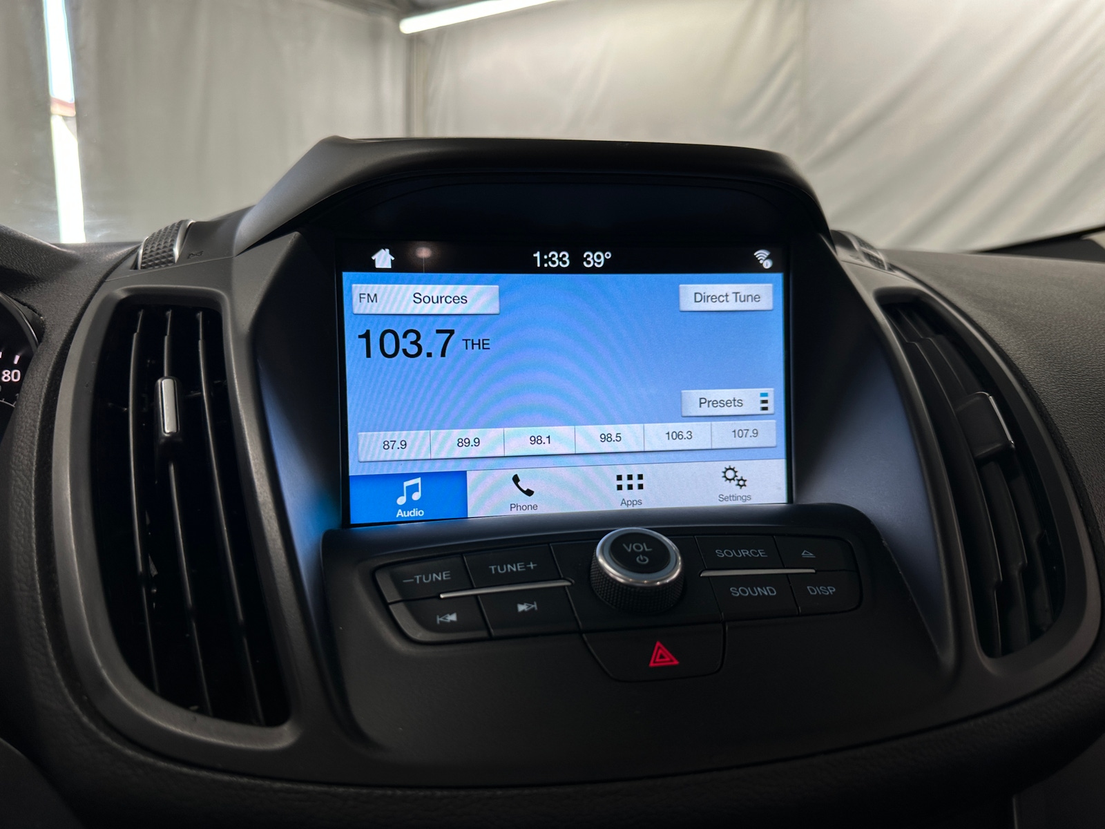 Thumbnail: 2018 Ford Escape - 4