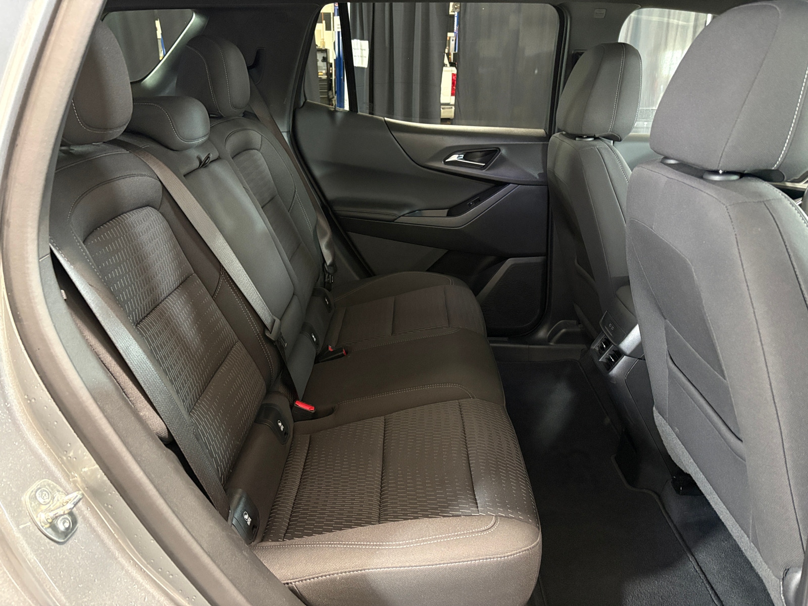 Thumbnail: 2025 Chevrolet Equinox - 6