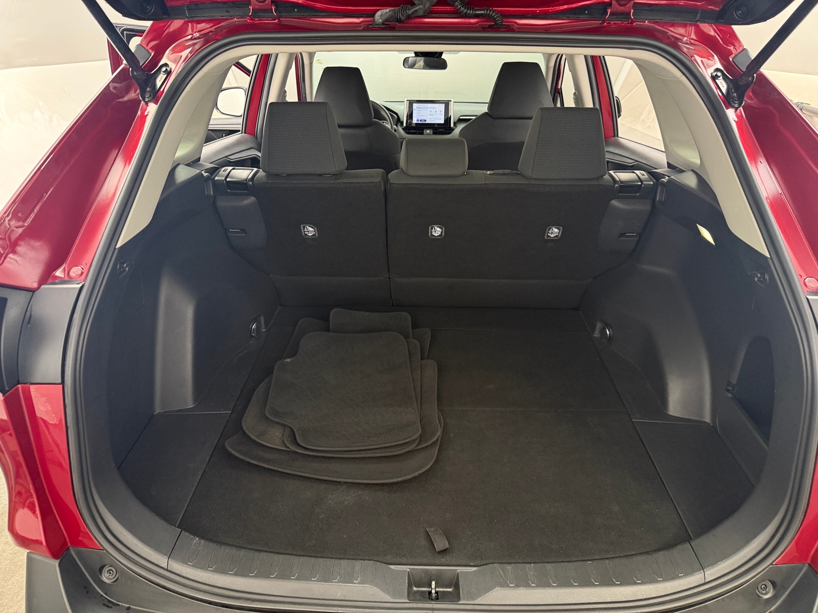 Thumbnail: 2024 Toyota RAV4 - 7