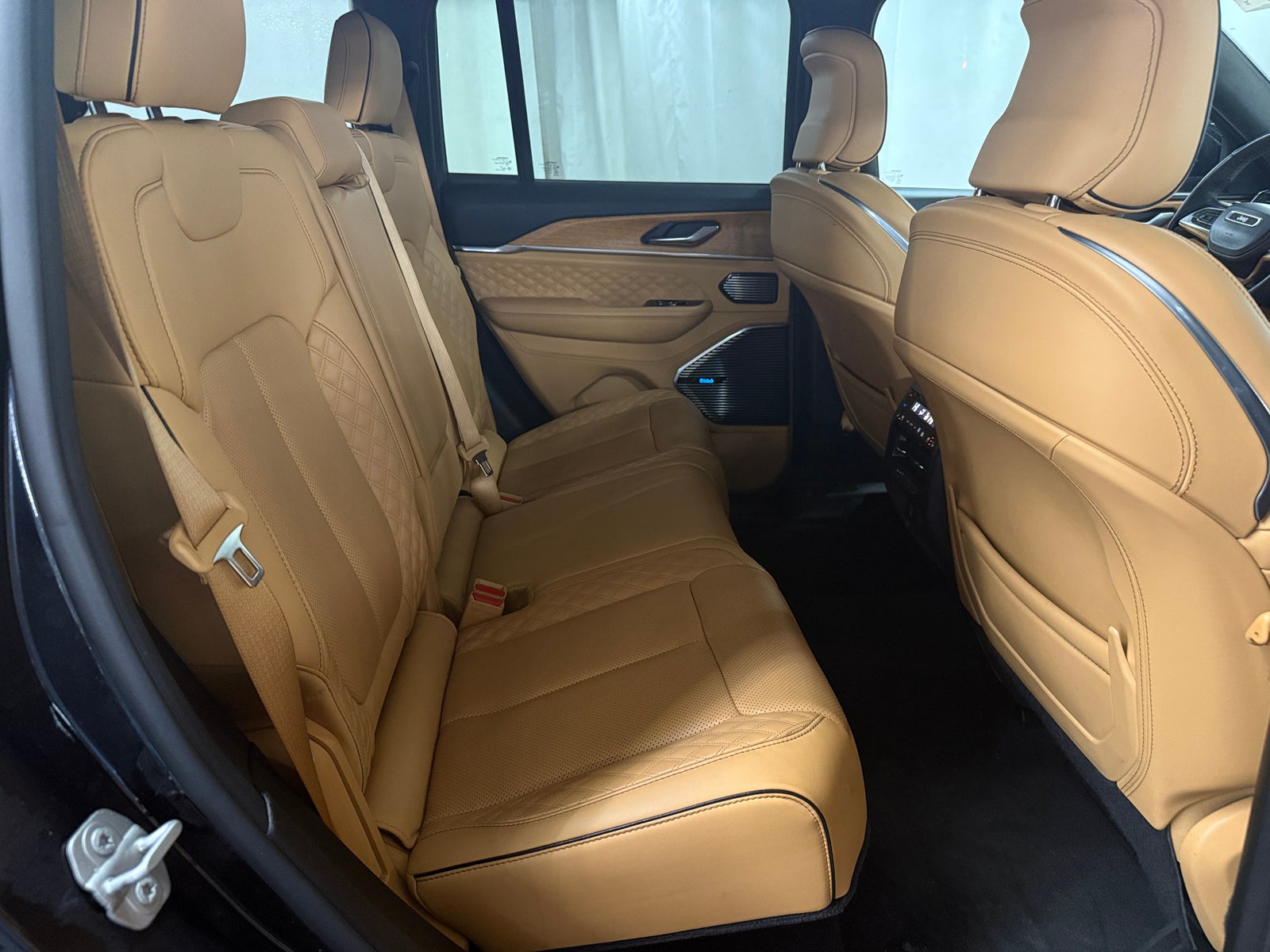 Thumbnail: 2024 Jeep Grand Cherokee - 5