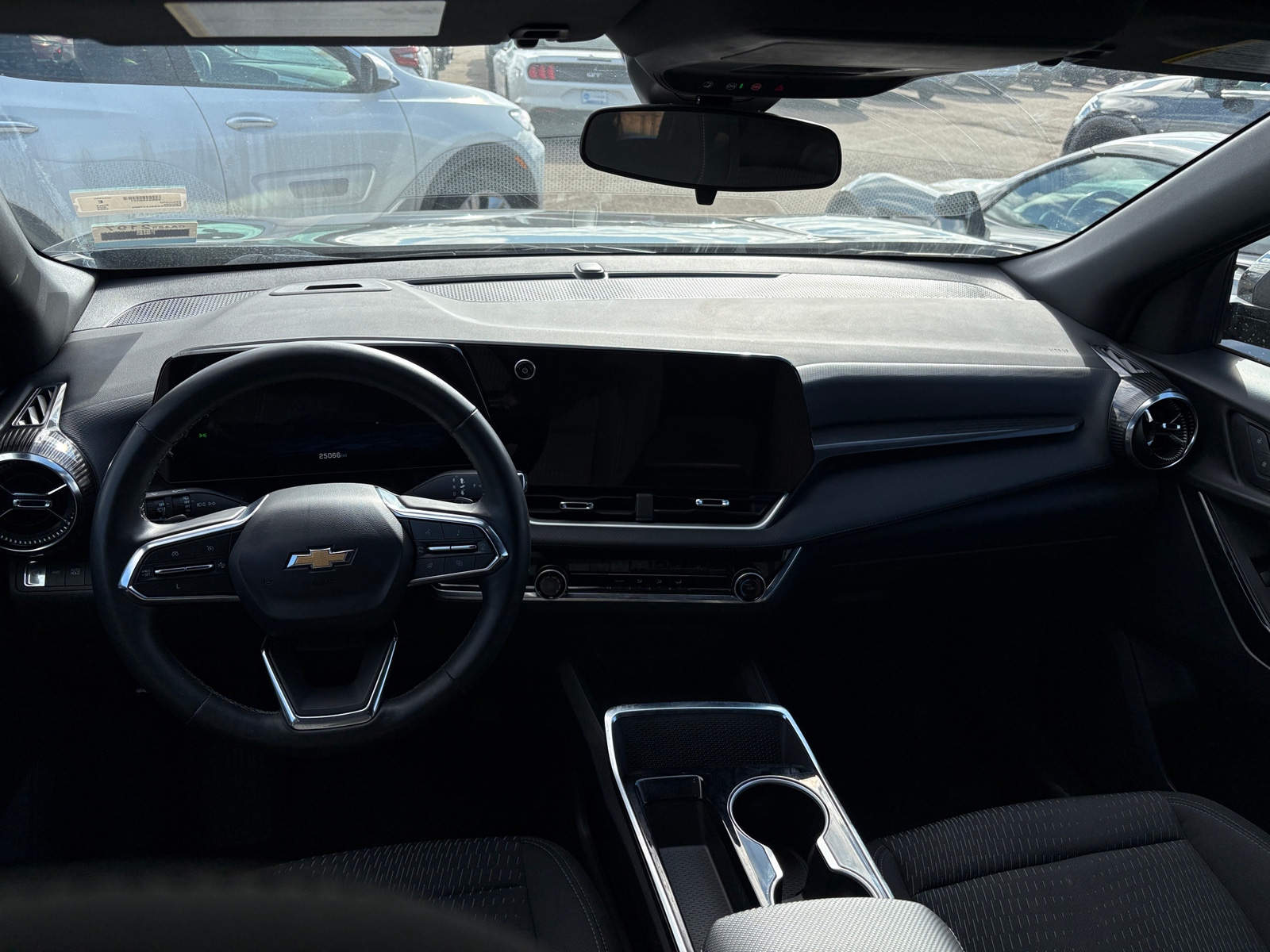 Thumbnail: 2025 Chevrolet Equinox - 3