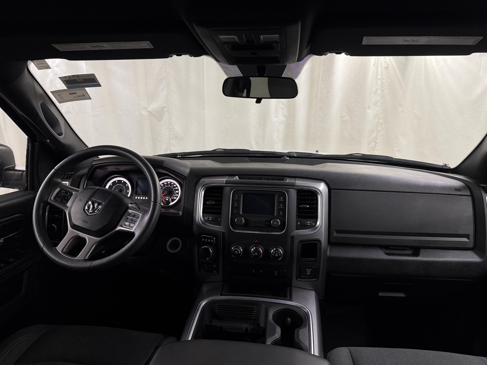 Thumbnail: 2023 RAM 1500 Classic - 3