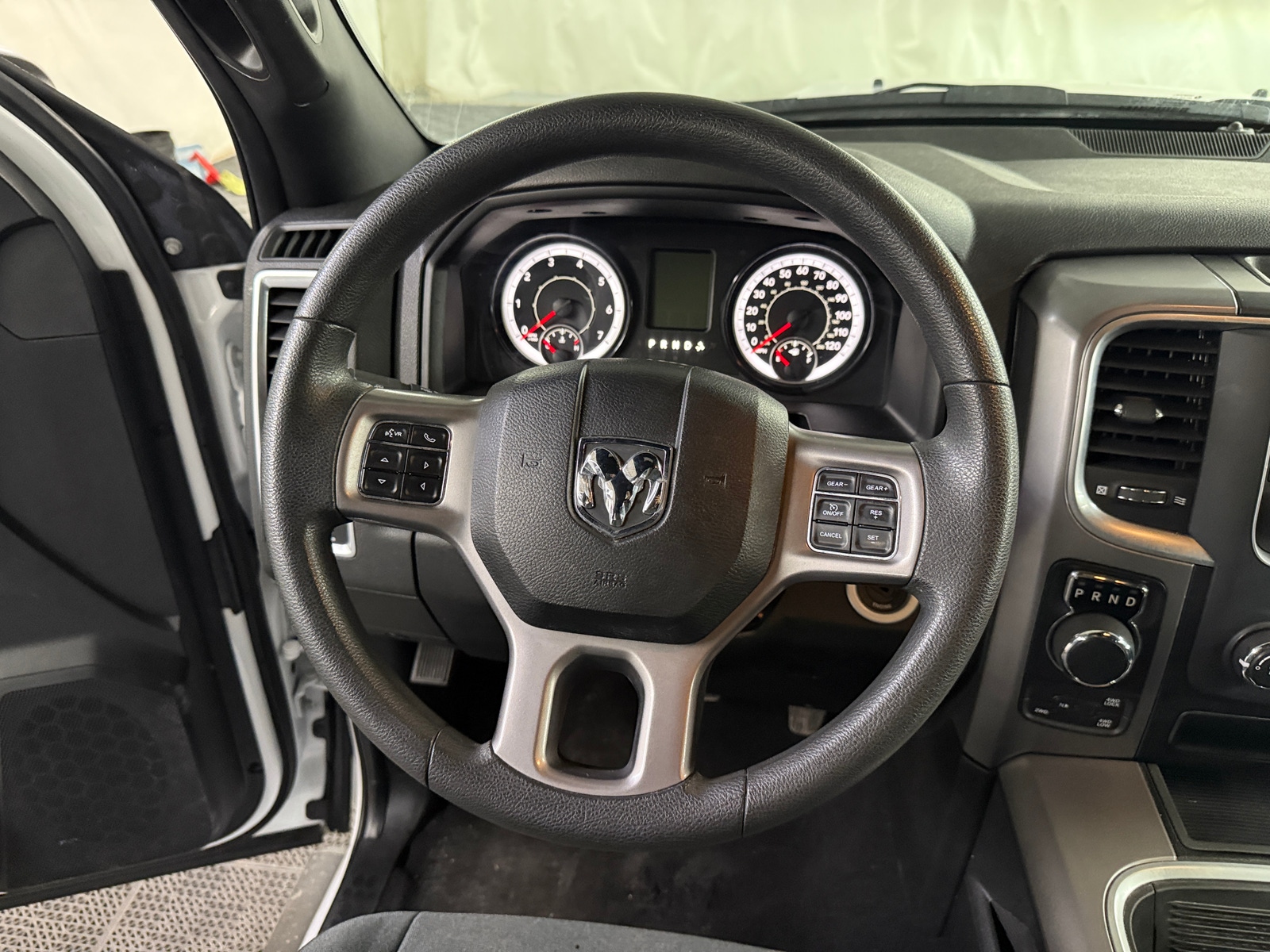 Thumbnail: 2023 RAM 1500 Classic - 5