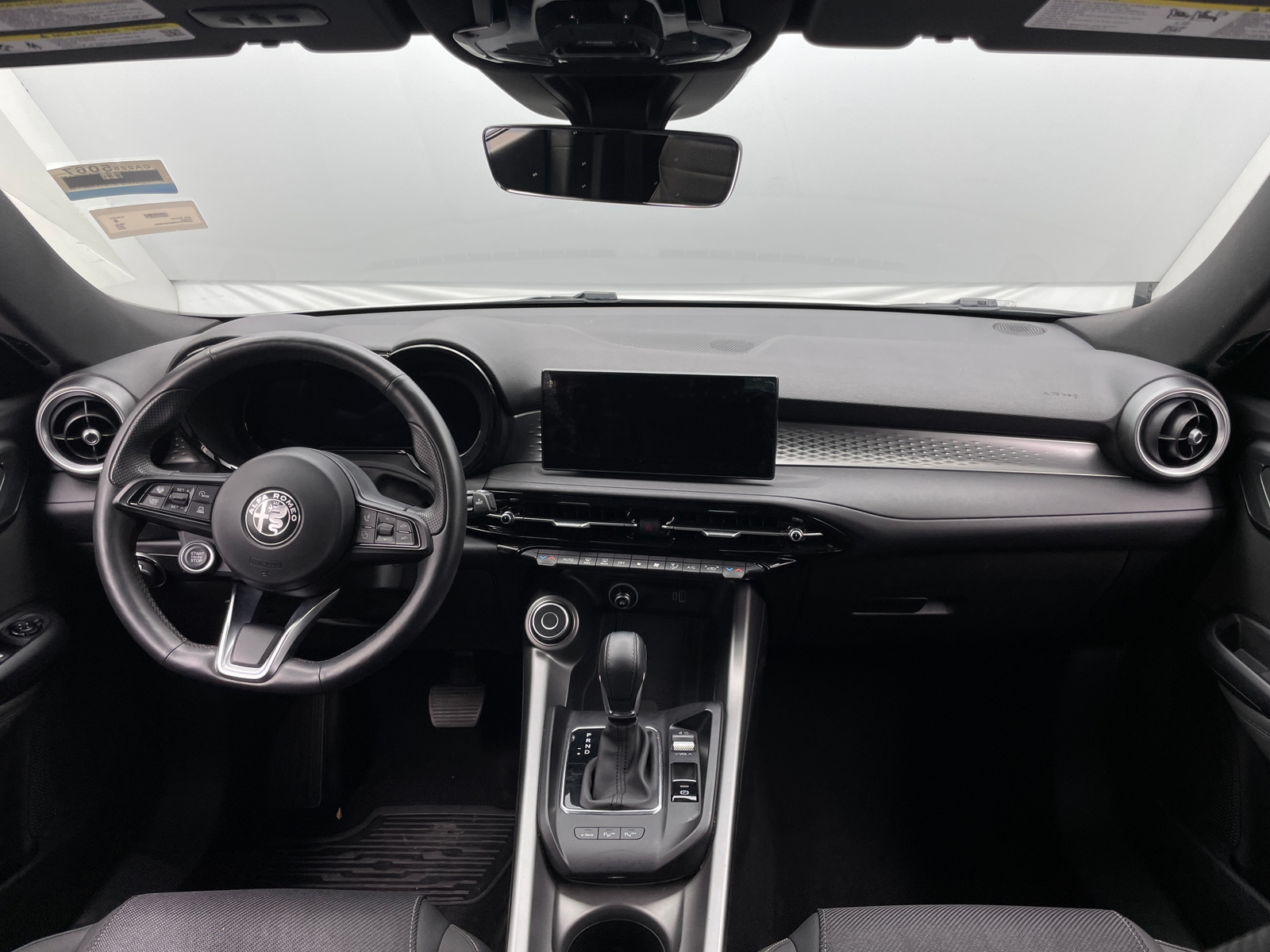 Thumbnail: 2024 Alfa Romeo Tonale - 3