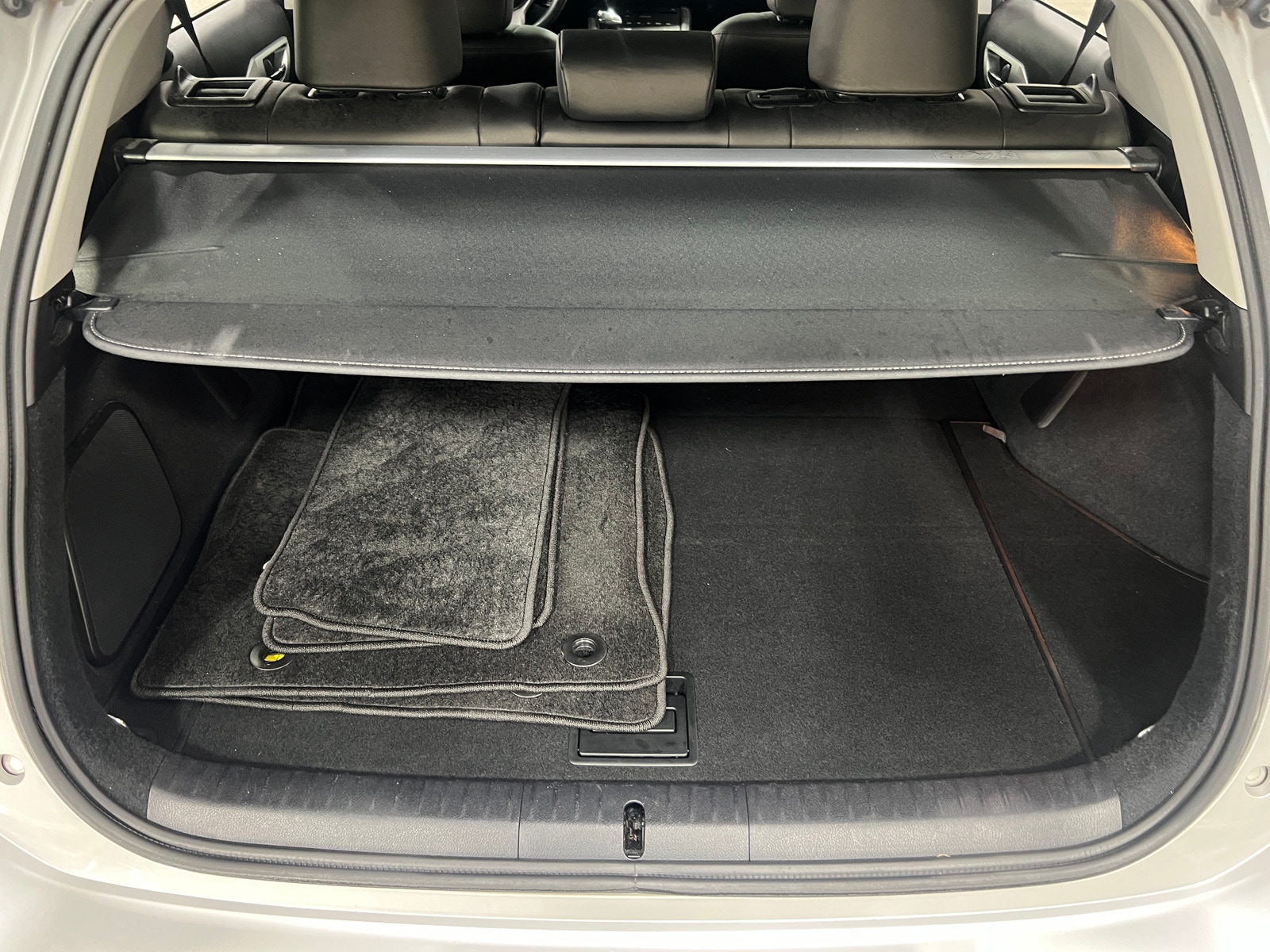 Thumbnail: 2012 Lexus CT - 6