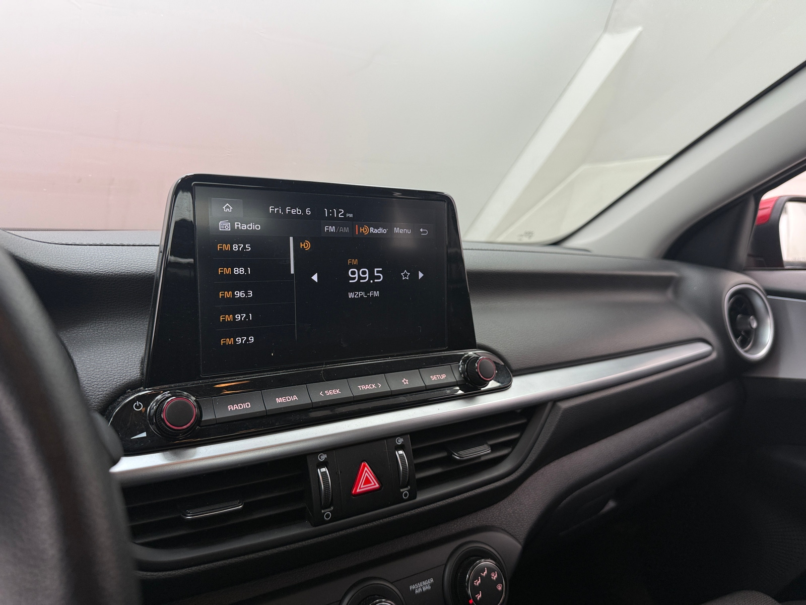 Thumbnail: 2024 Kia Forte - 4