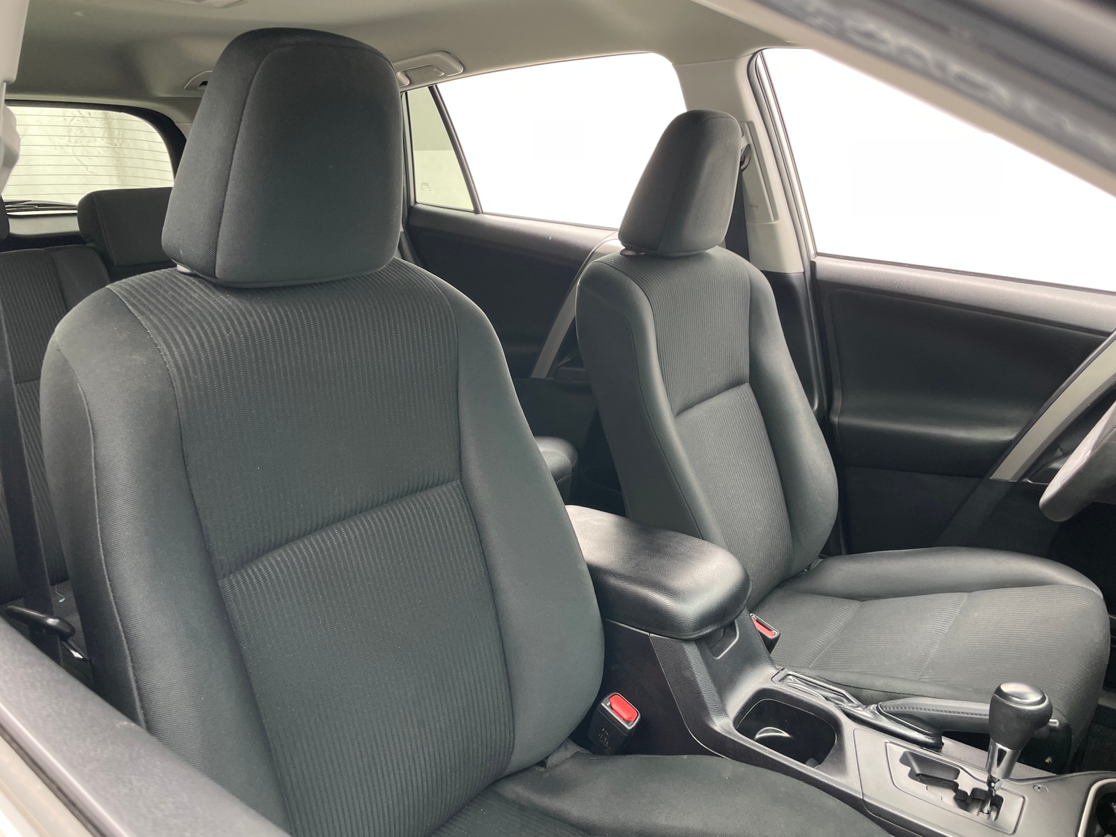 Thumbnail: 2018 Toyota RAV4 - 2