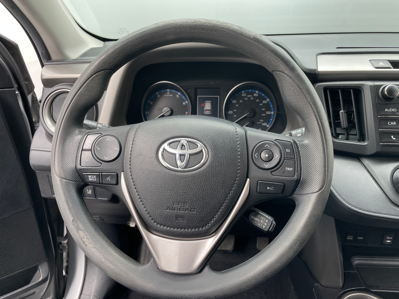 Thumbnail: 2018 Toyota RAV4 - 5