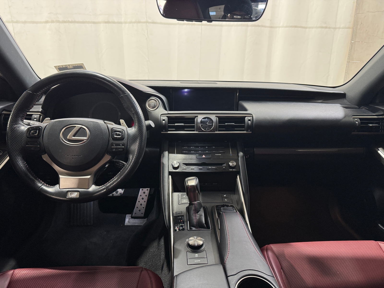 Thumbnail: 2017 Lexus IS - 2