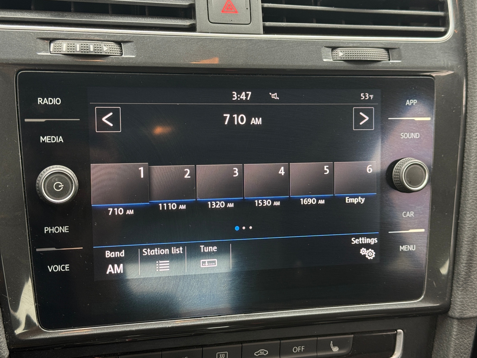 Thumbnail: 2019 Volkswagen Golf - 3