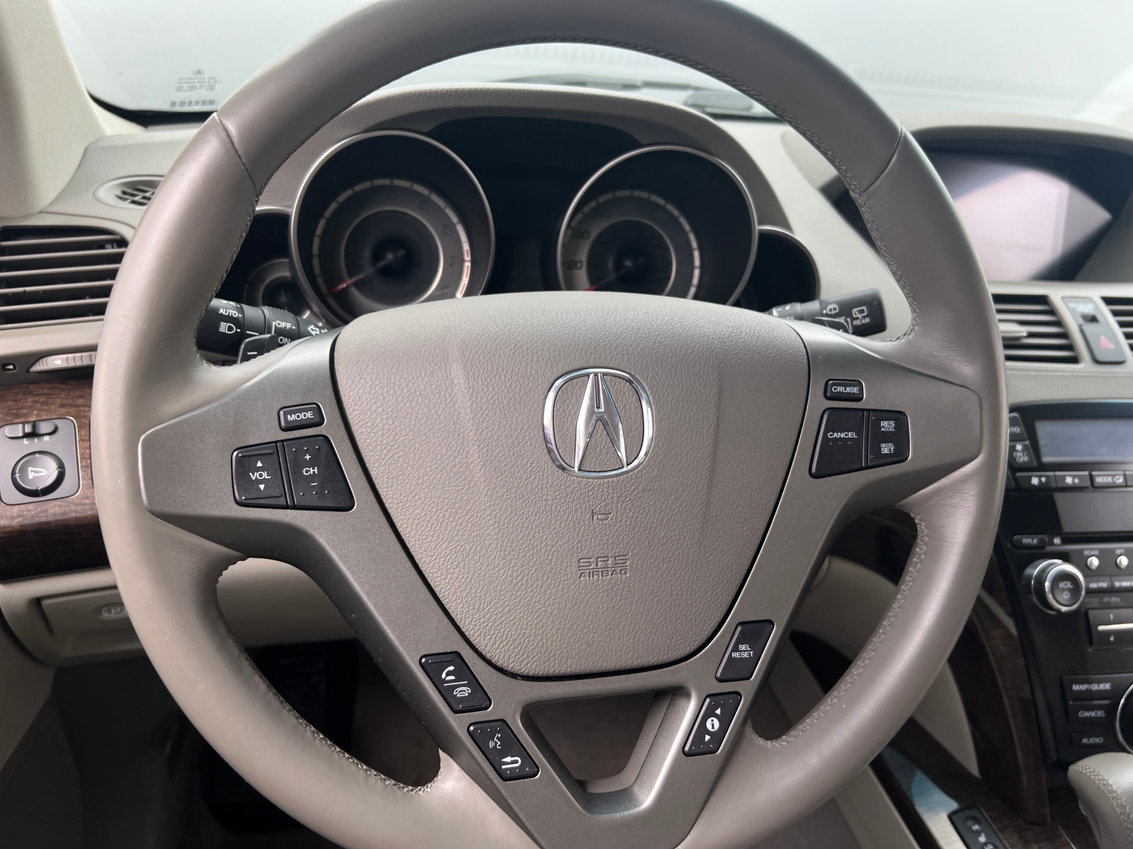 Thumbnail: 2011 Acura MDX - 4