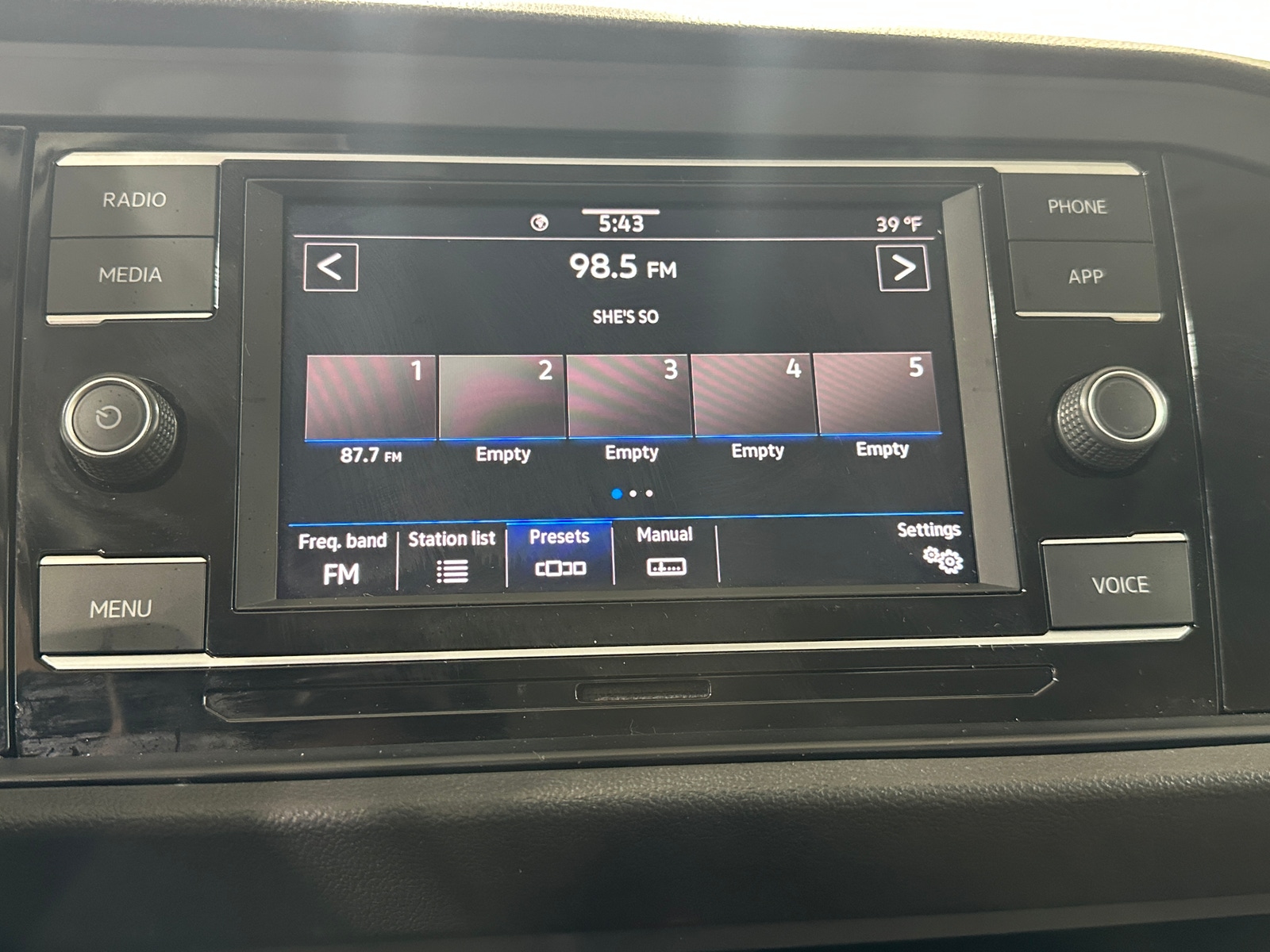 Thumbnail: 2020 Volkswagen Jetta - 4