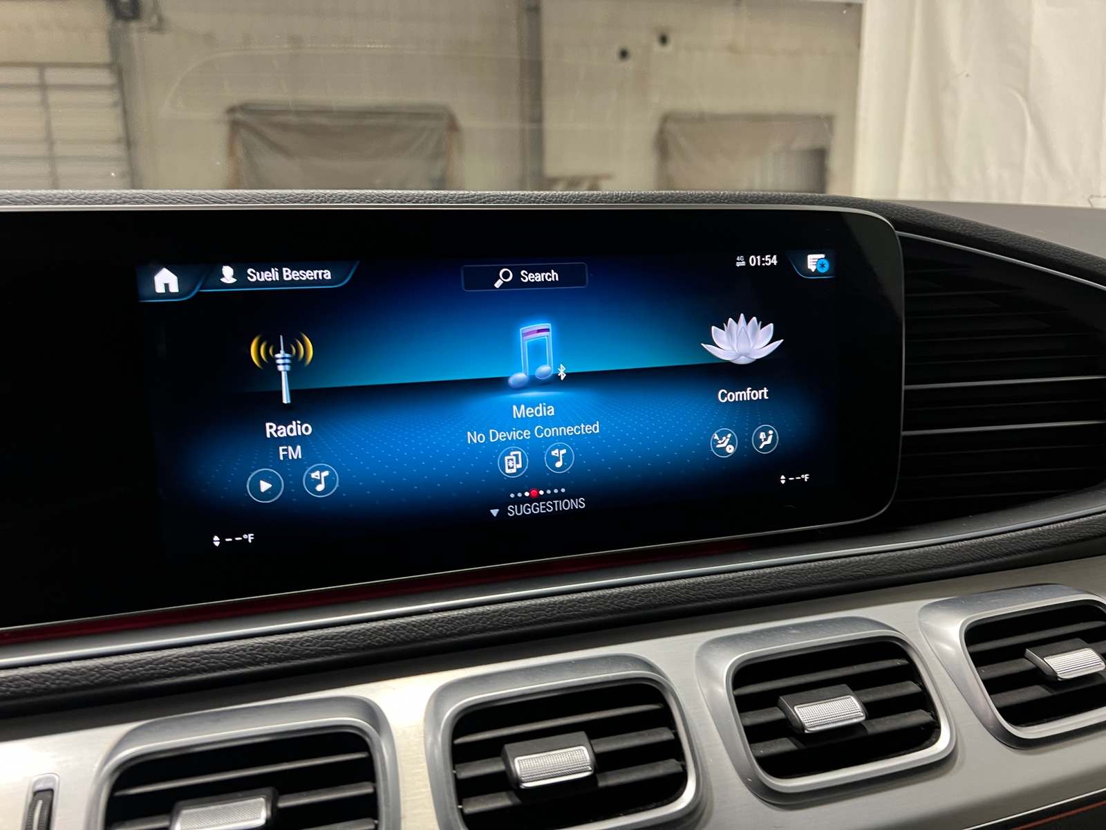 Thumbnail: 2021 Mercedes-Benz GLE - 3