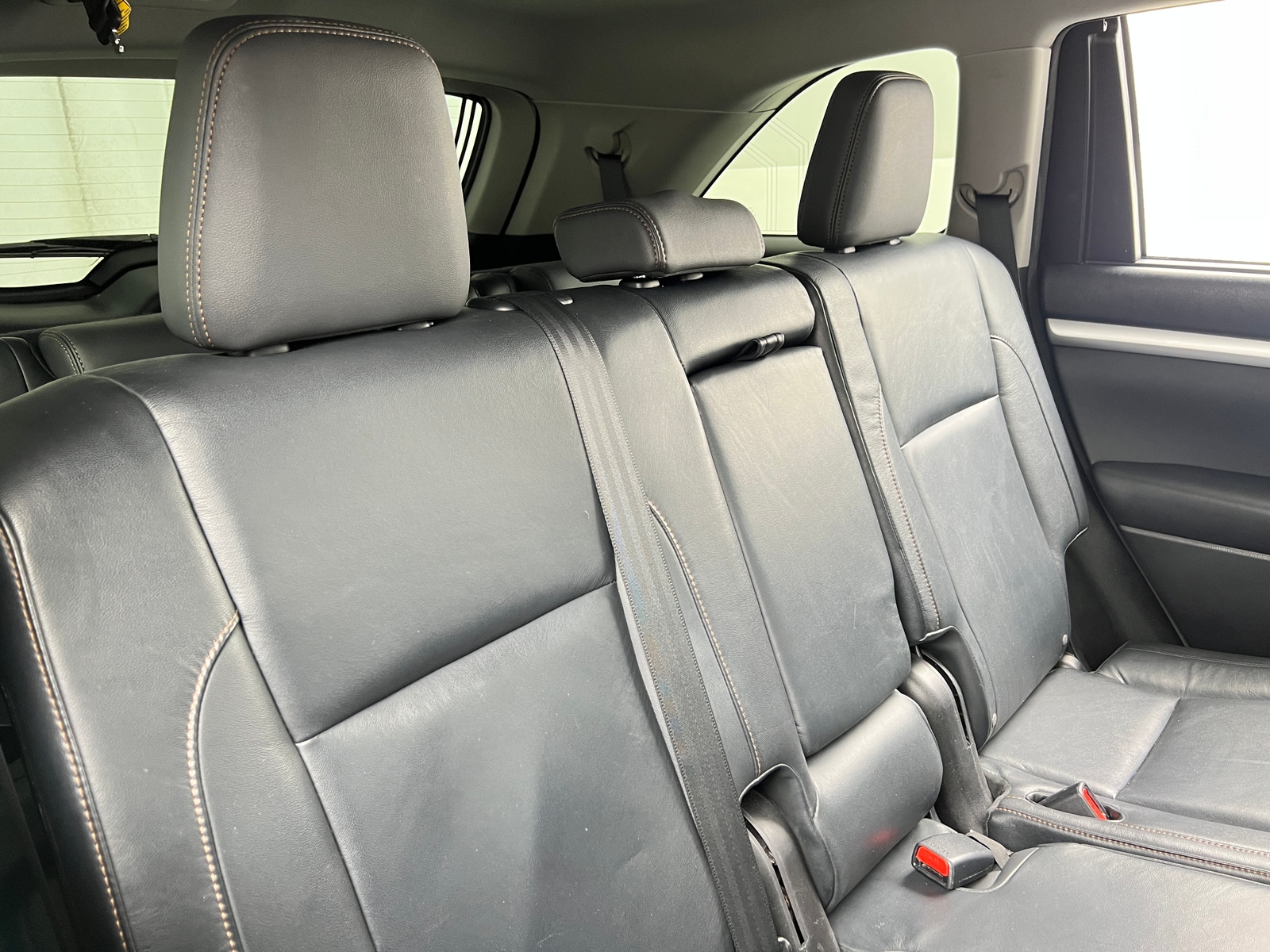 Thumbnail: 2014 Toyota Highlander - 5