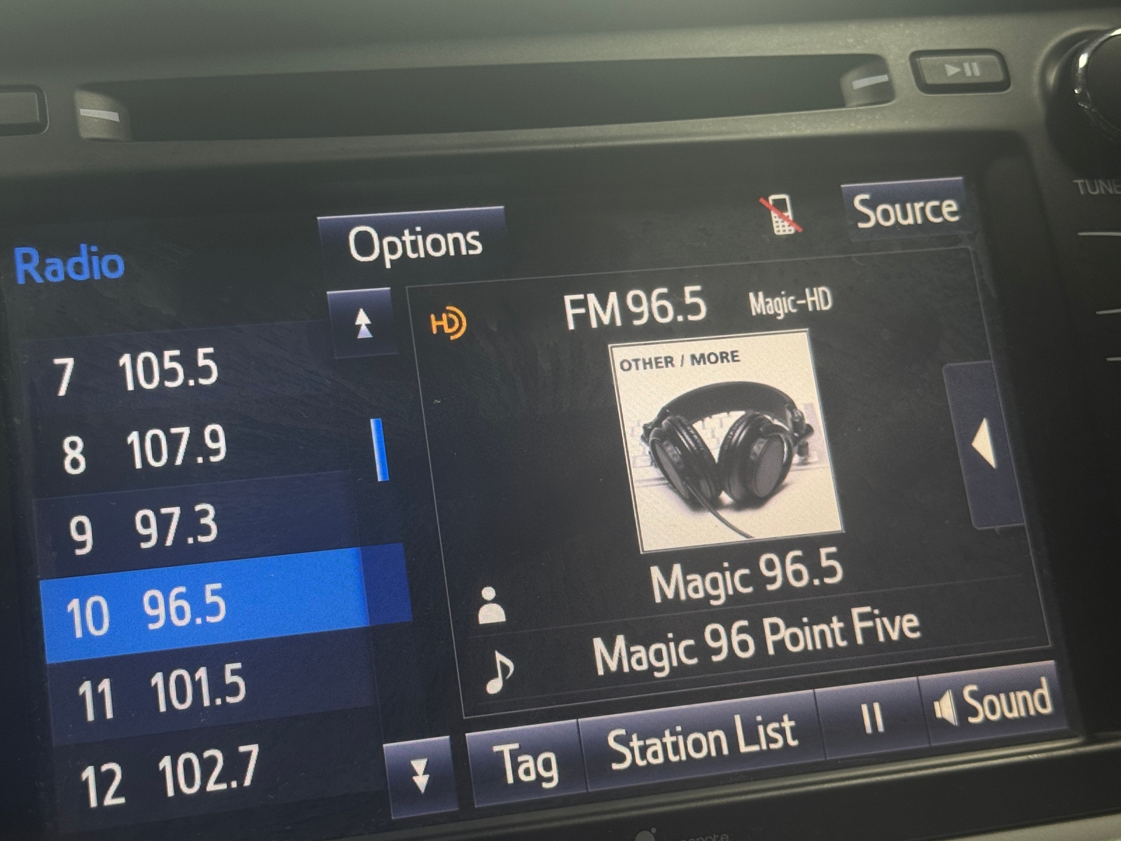 Thumbnail: 2014 Toyota Highlander - 3