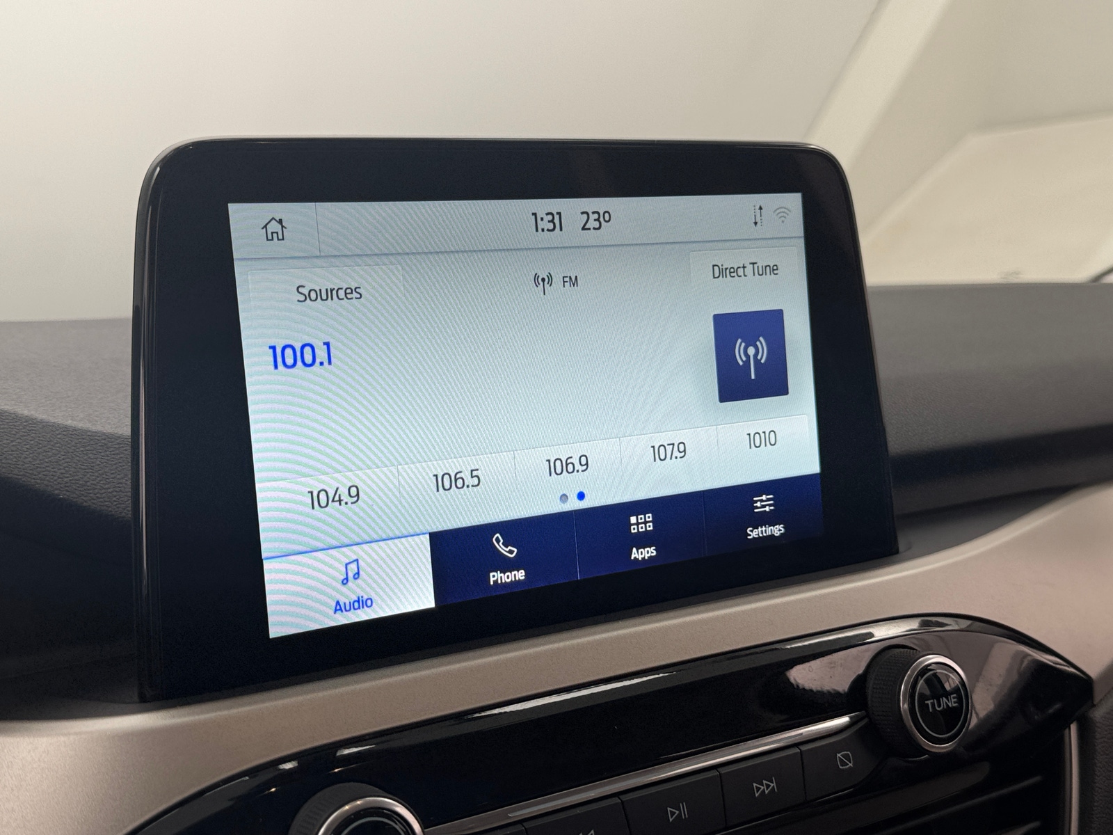 Thumbnail: 2021 Ford Escape - 4